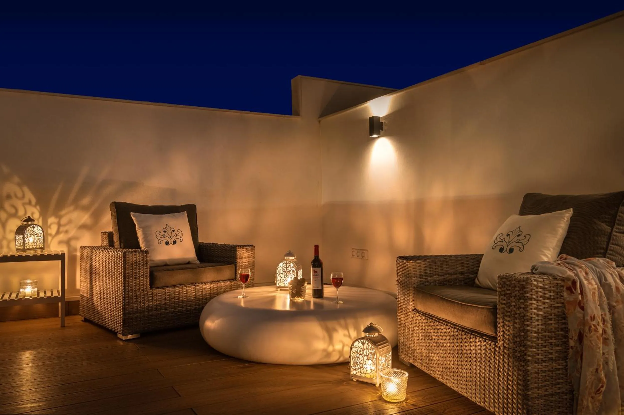 Balcony/Terrace in Casa Sevilla 1920 Suites by Época