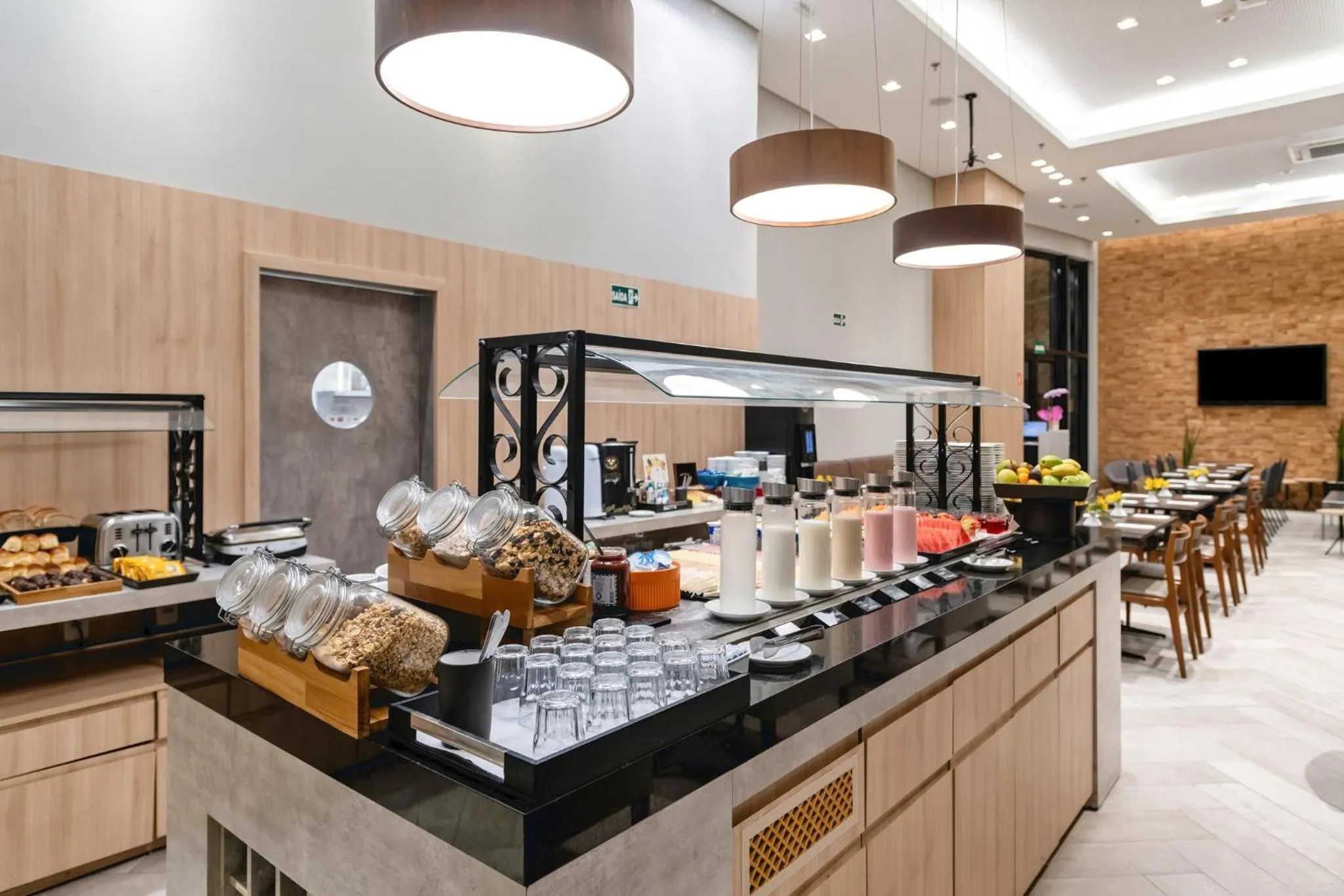 Restaurant/places to eat in Staybridge Suites São Paulo by IHG