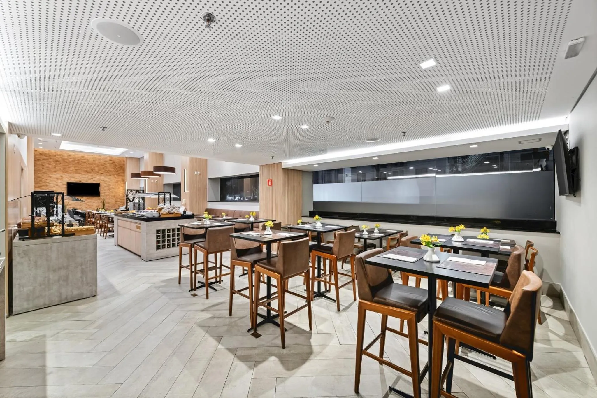 Restaurant/places to eat in Staybridge Suites São Paulo by IHG