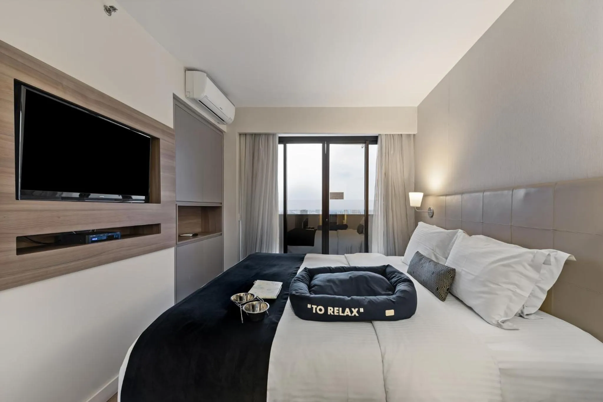 pet friendly, Bed in Staybridge Suites São Paulo by IHG