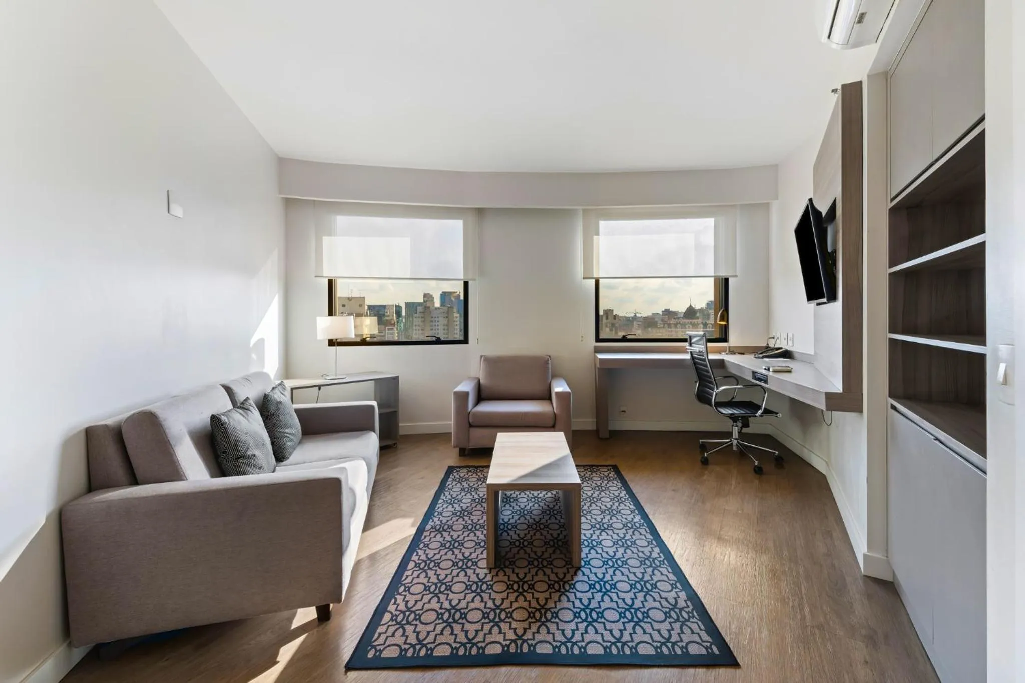 Living room in Staybridge Suites São Paulo by IHG