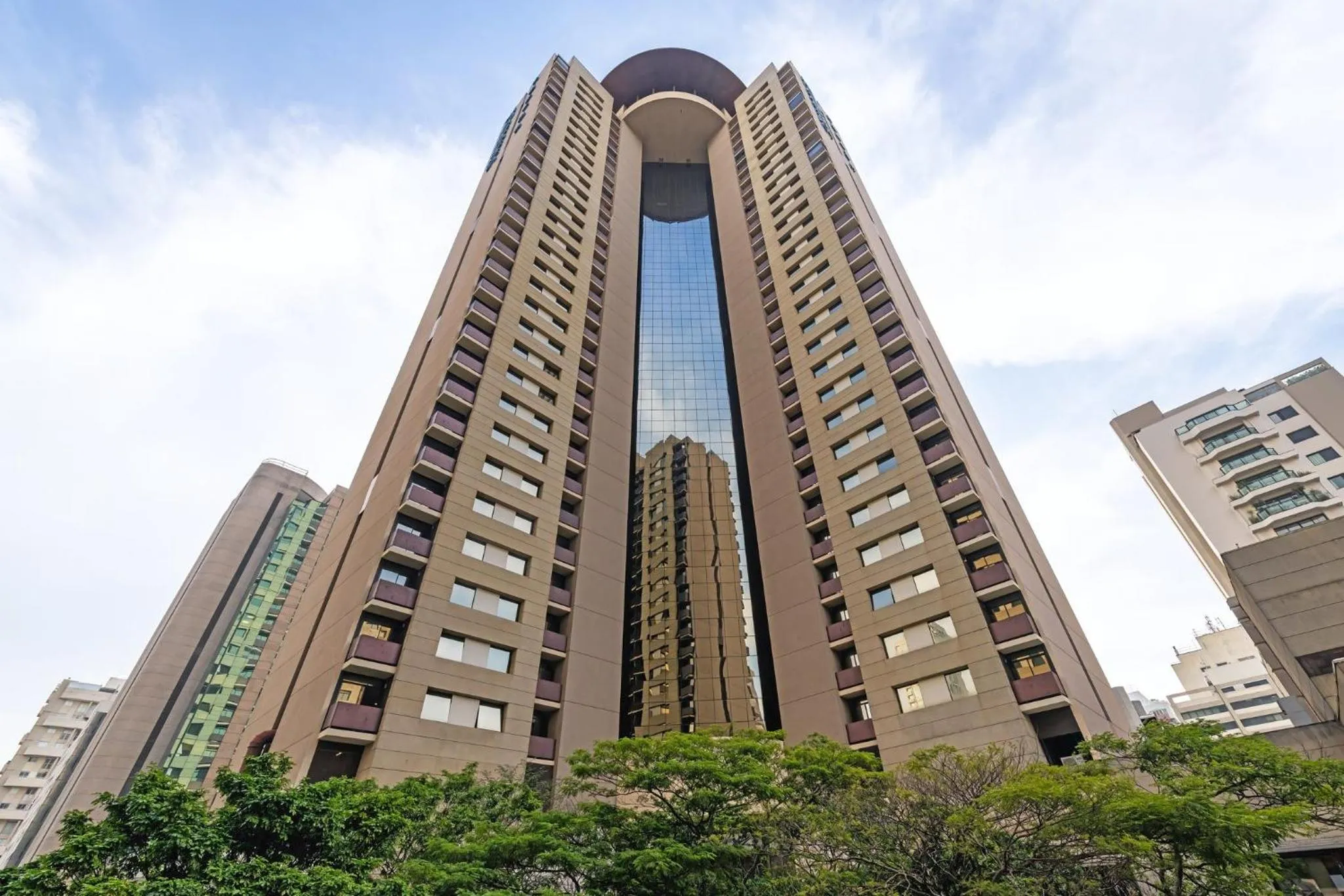 Property building in Staybridge Suites São Paulo by IHG