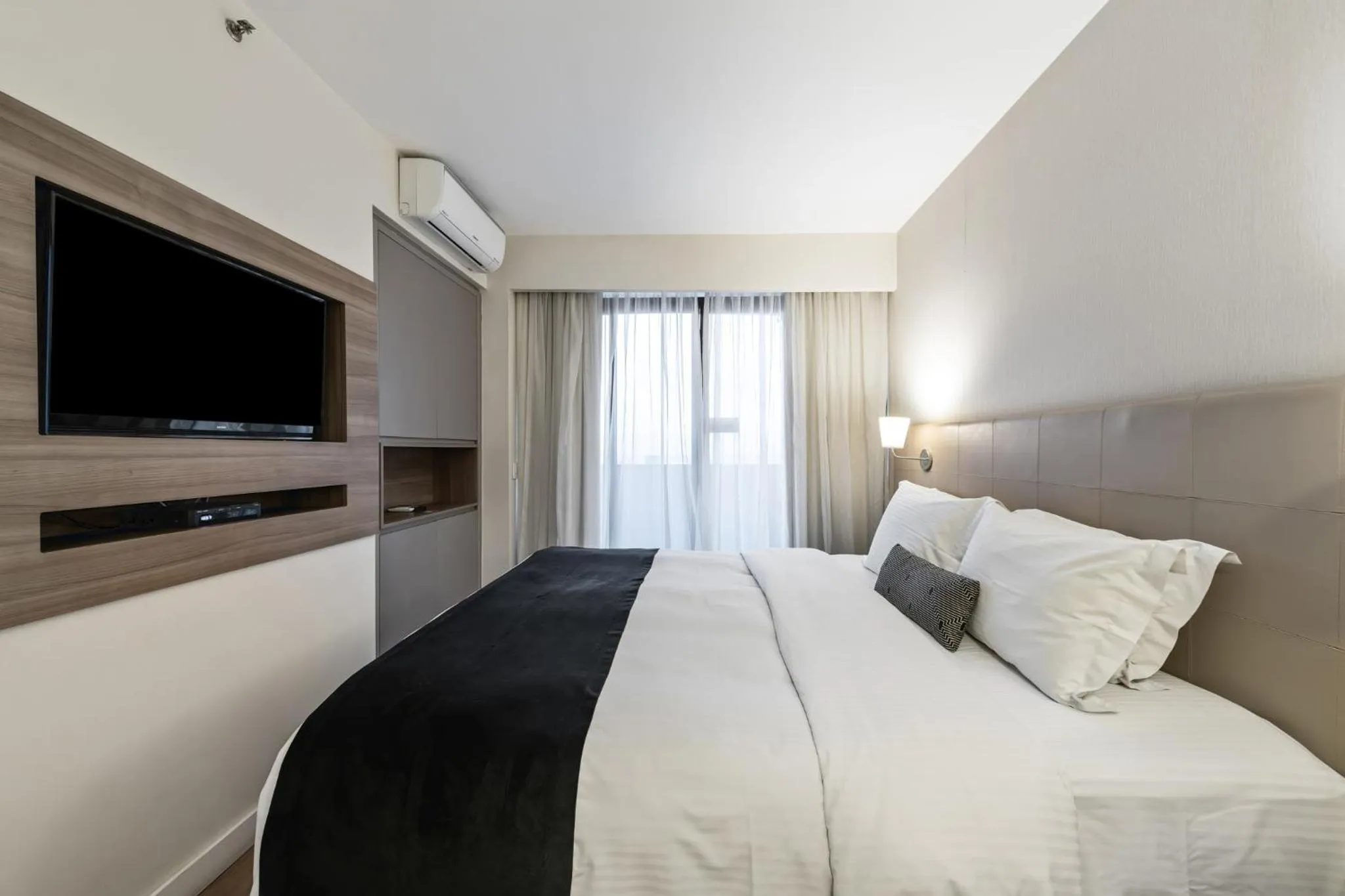 Bedroom, Bed in Staybridge Suites São Paulo by IHG