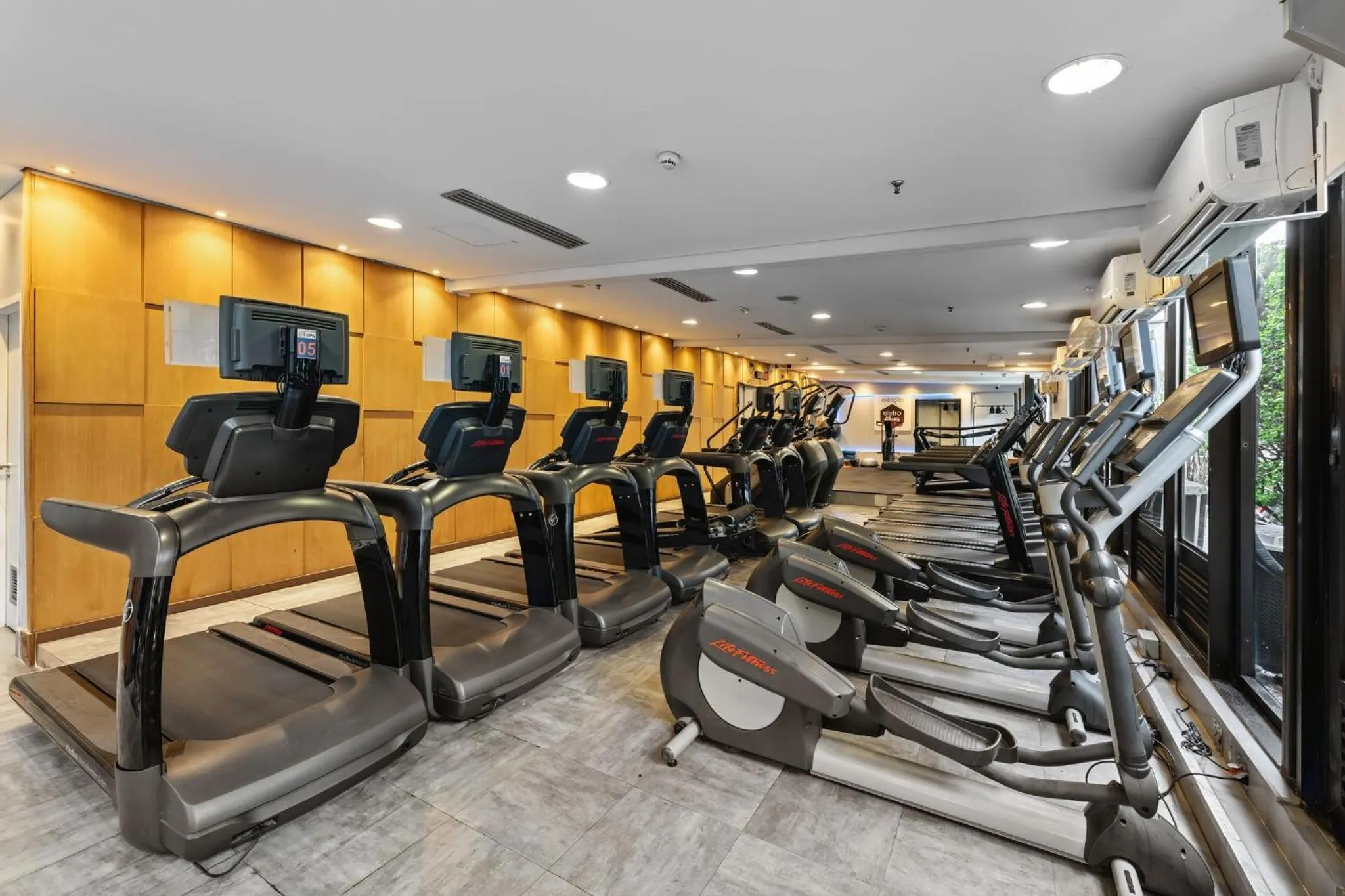 Fitness centre/facilities in Staybridge Suites São Paulo by IHG