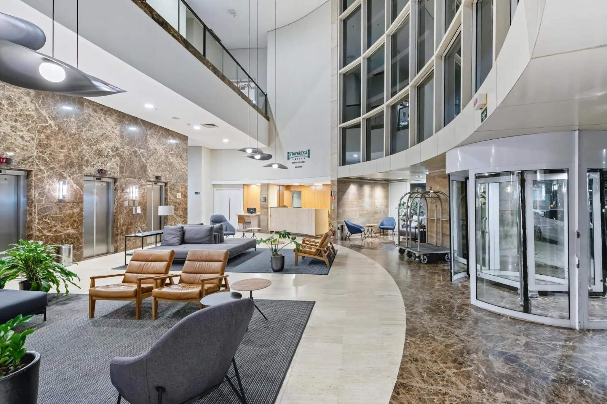 Lobby or reception in Staybridge Suites São Paulo by IHG