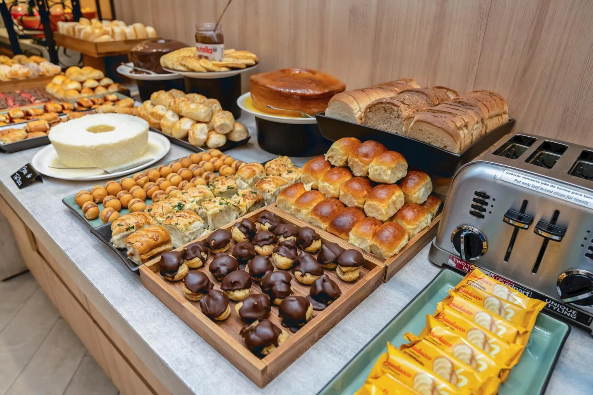 Buffet breakfast in Staybridge Suites São Paulo by IHG