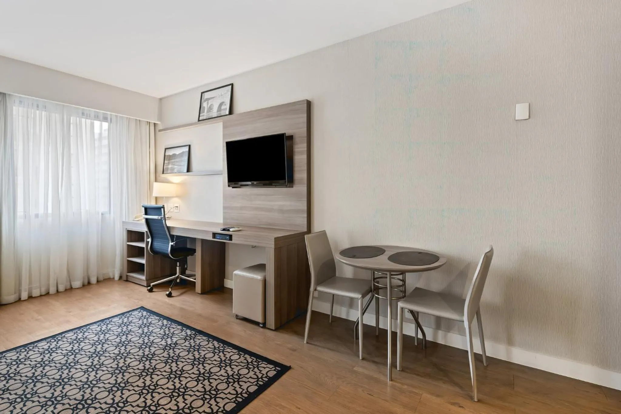 Photo of the whole room in Staybridge Suites São Paulo by IHG