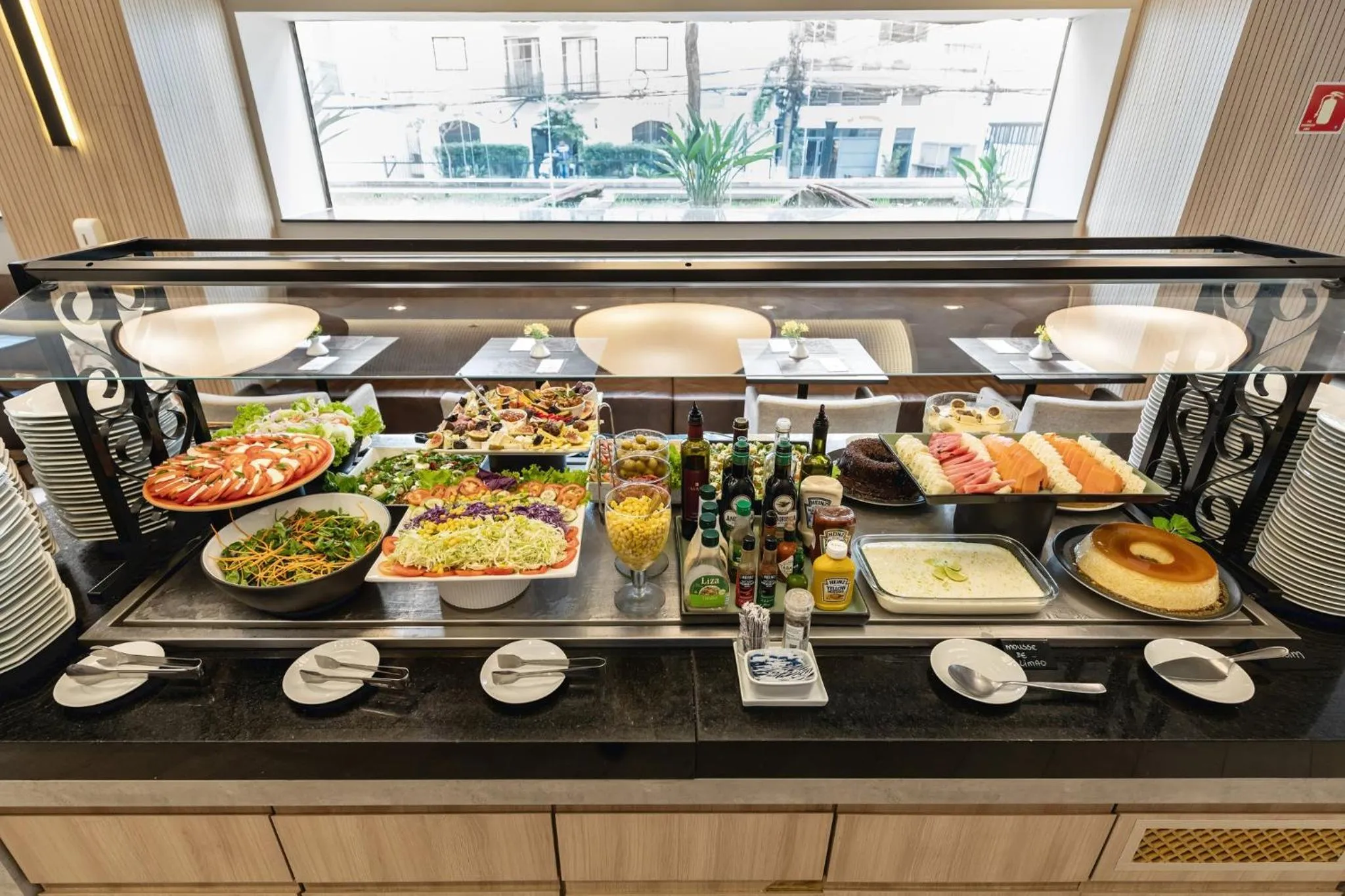 Restaurant/places to eat in Staybridge Suites São Paulo by IHG