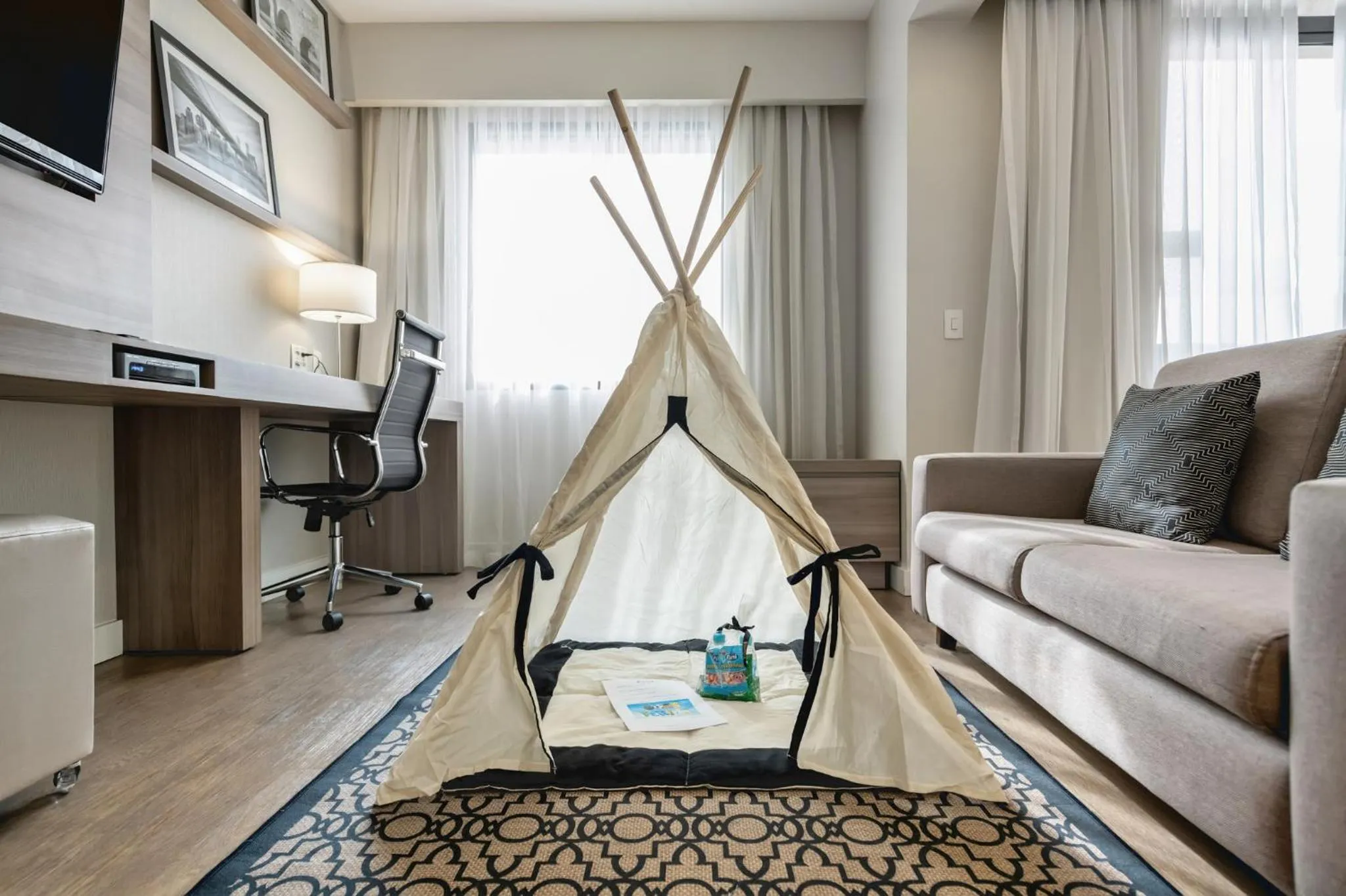 children in Staybridge Suites São Paulo by IHG