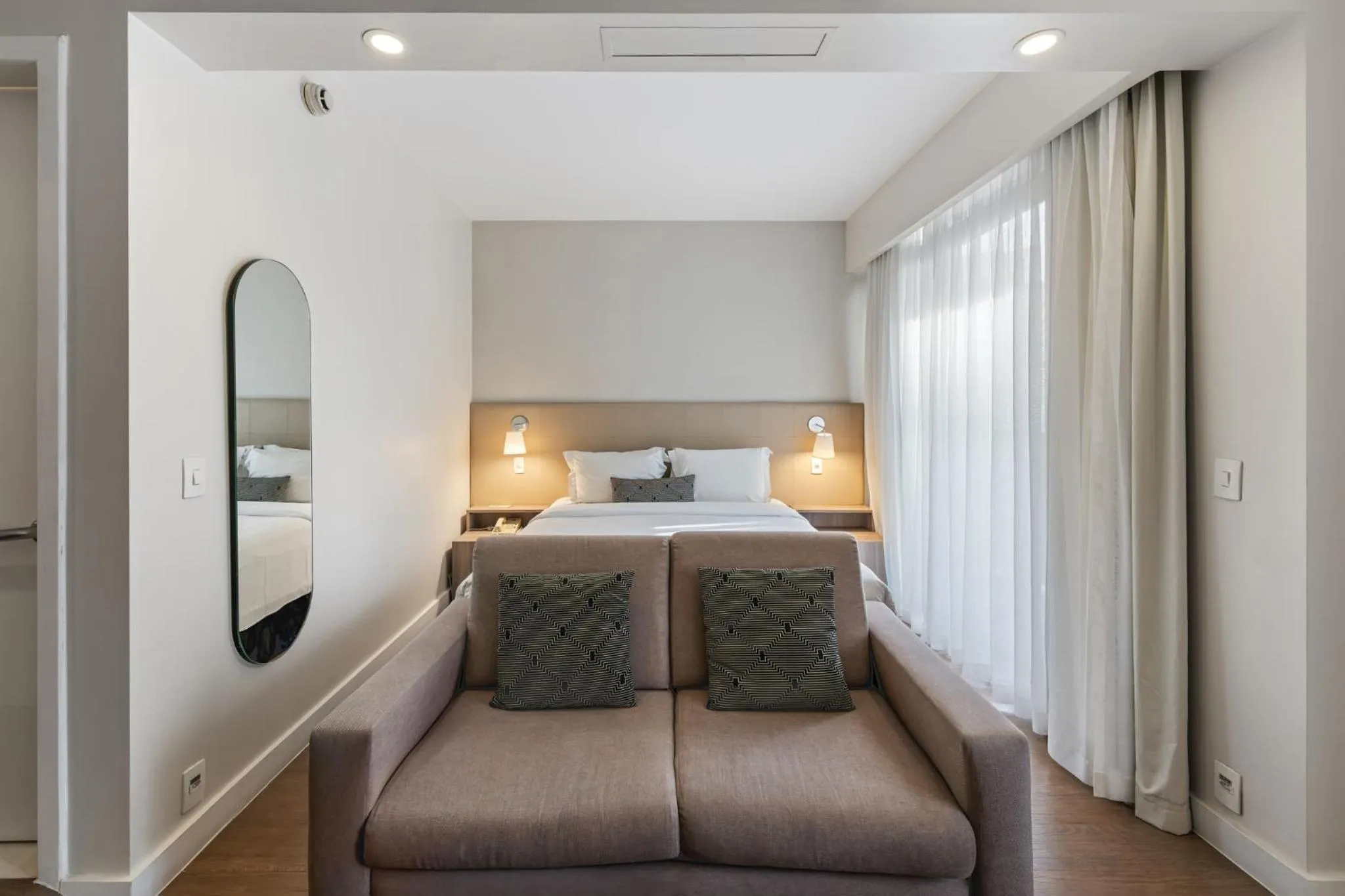 Bedroom in Staybridge Suites São Paulo by IHG