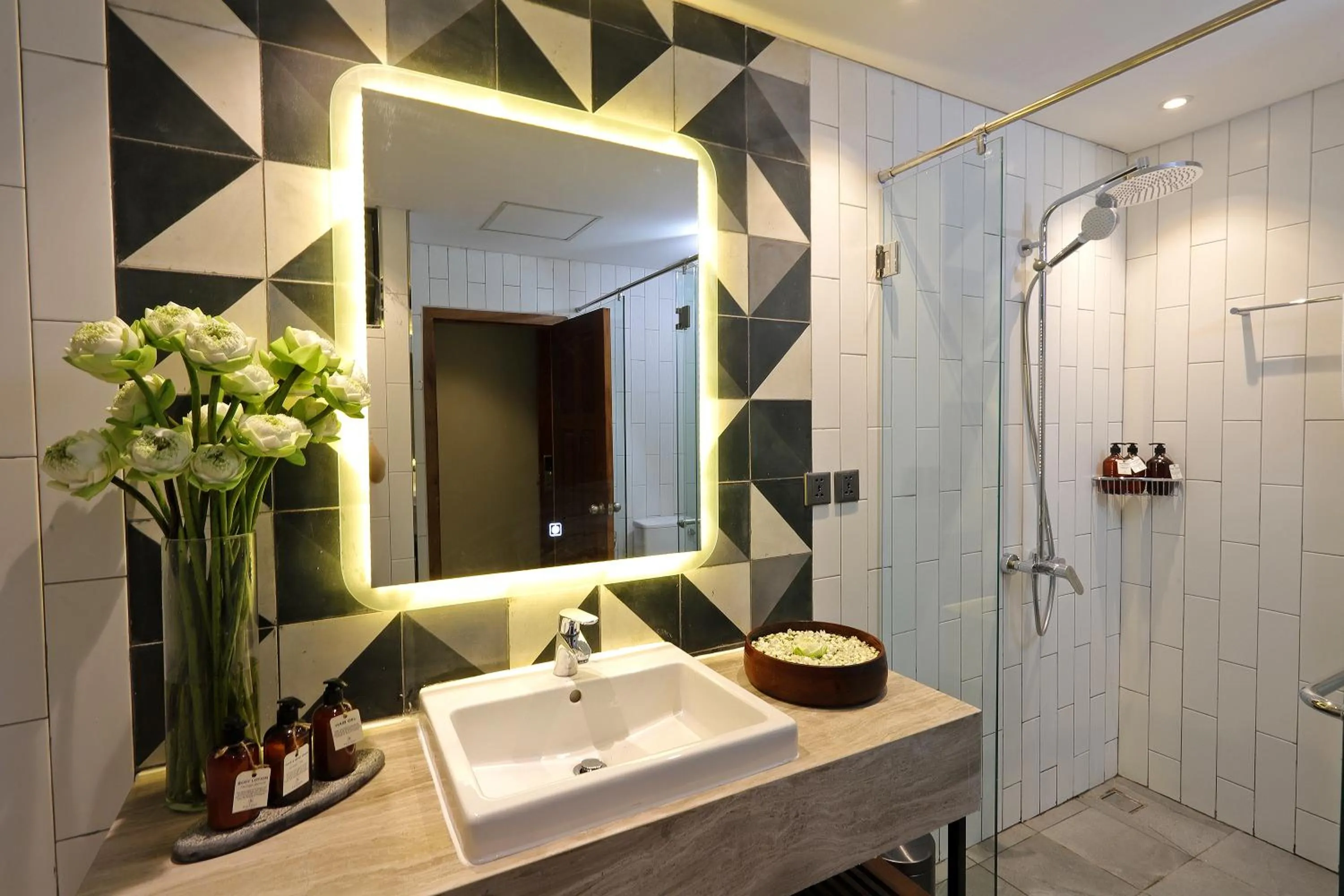 Bathroom in Baitong Hotel & Resort Phnom Penh
