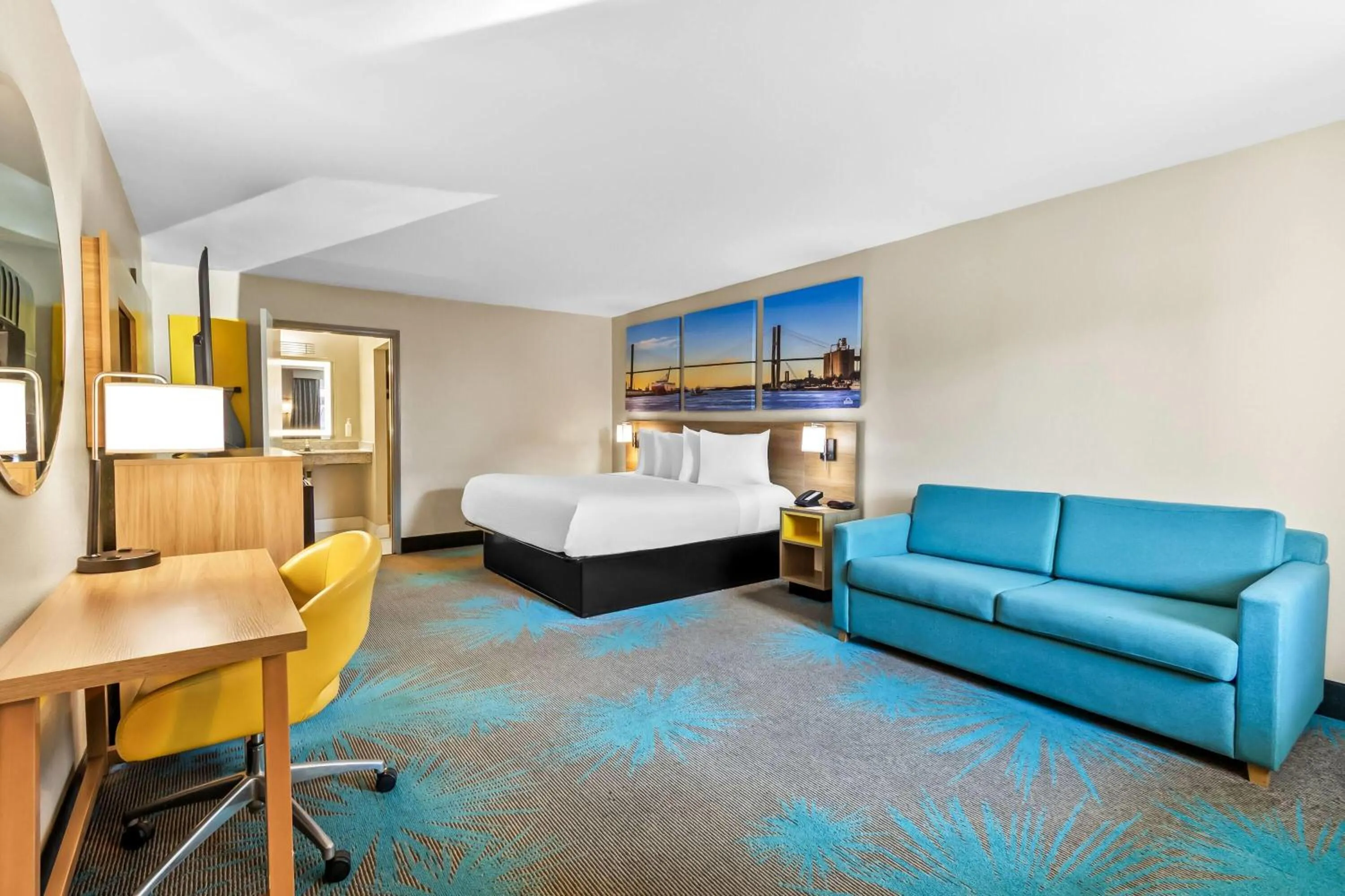 Bed in Days Inn by Wyndham Goose Creek