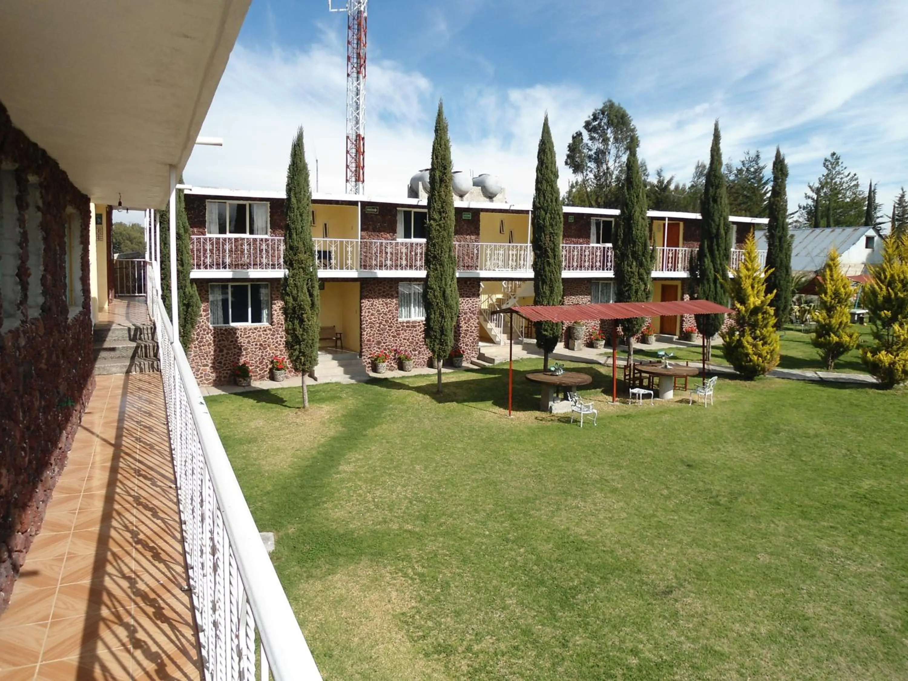 Facade/entrance in Posada Dos Hermanos