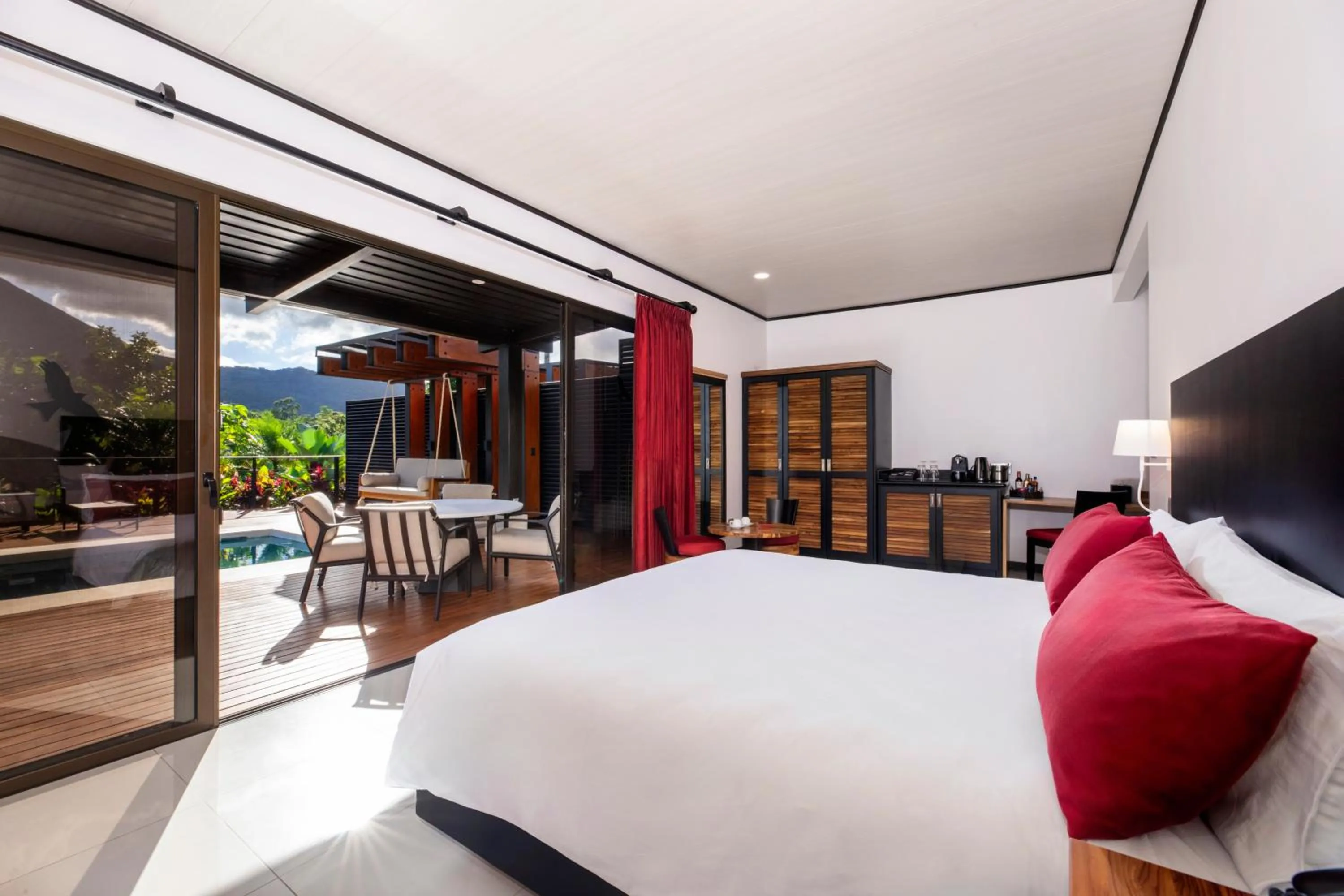 Bed in Arenal Manoa Resort & Hot Springs