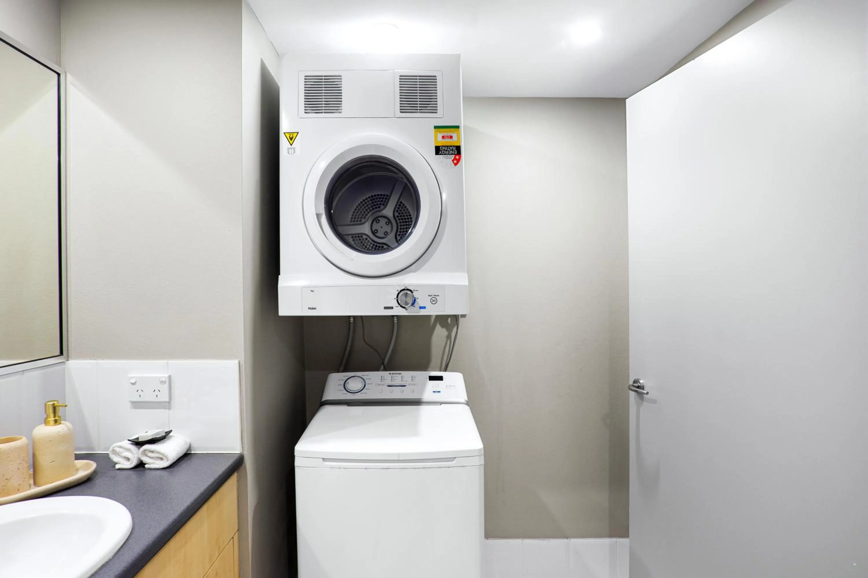 laundry in Quest Cronulla Beach