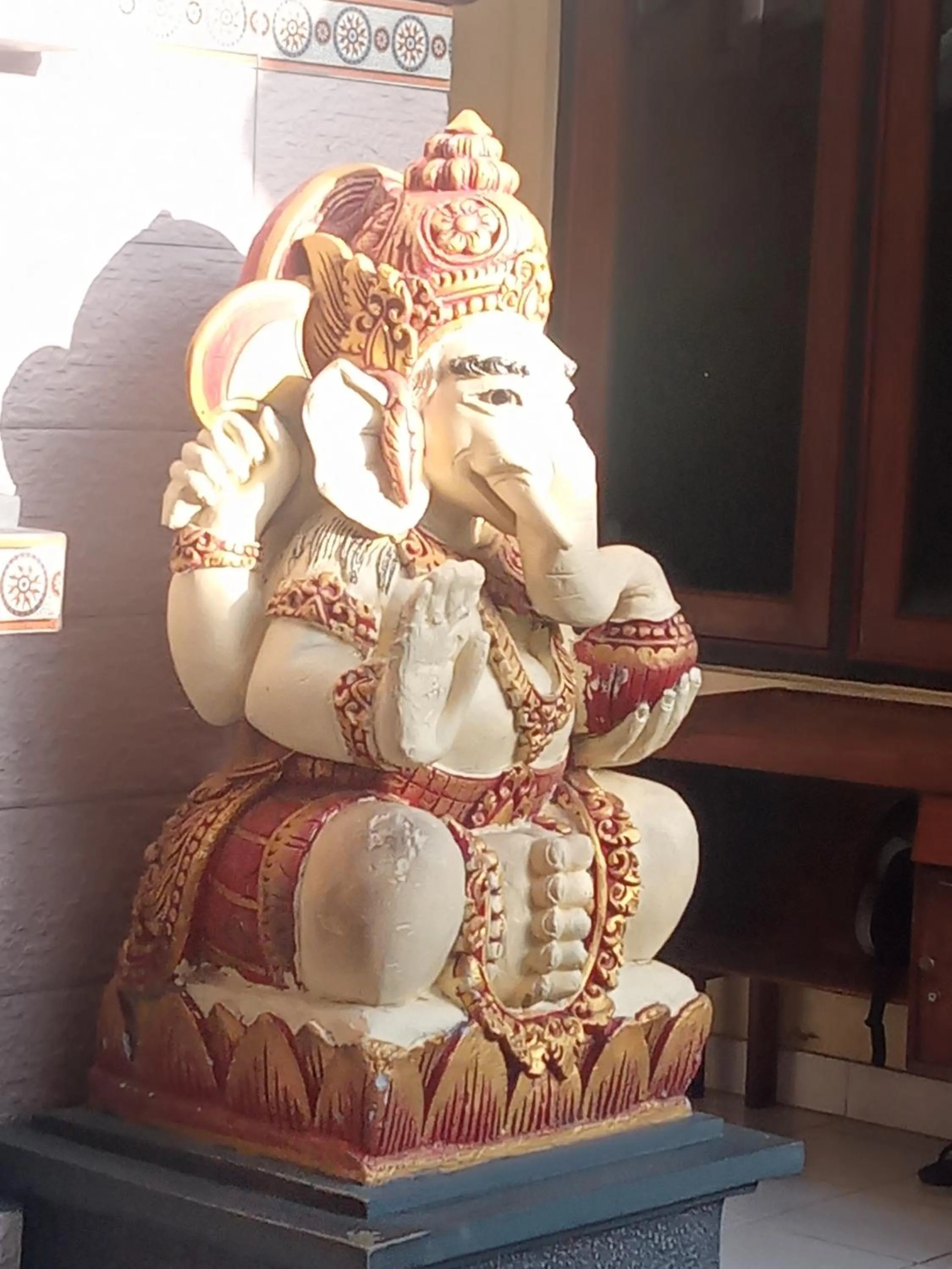 Dewi Antara Homestay