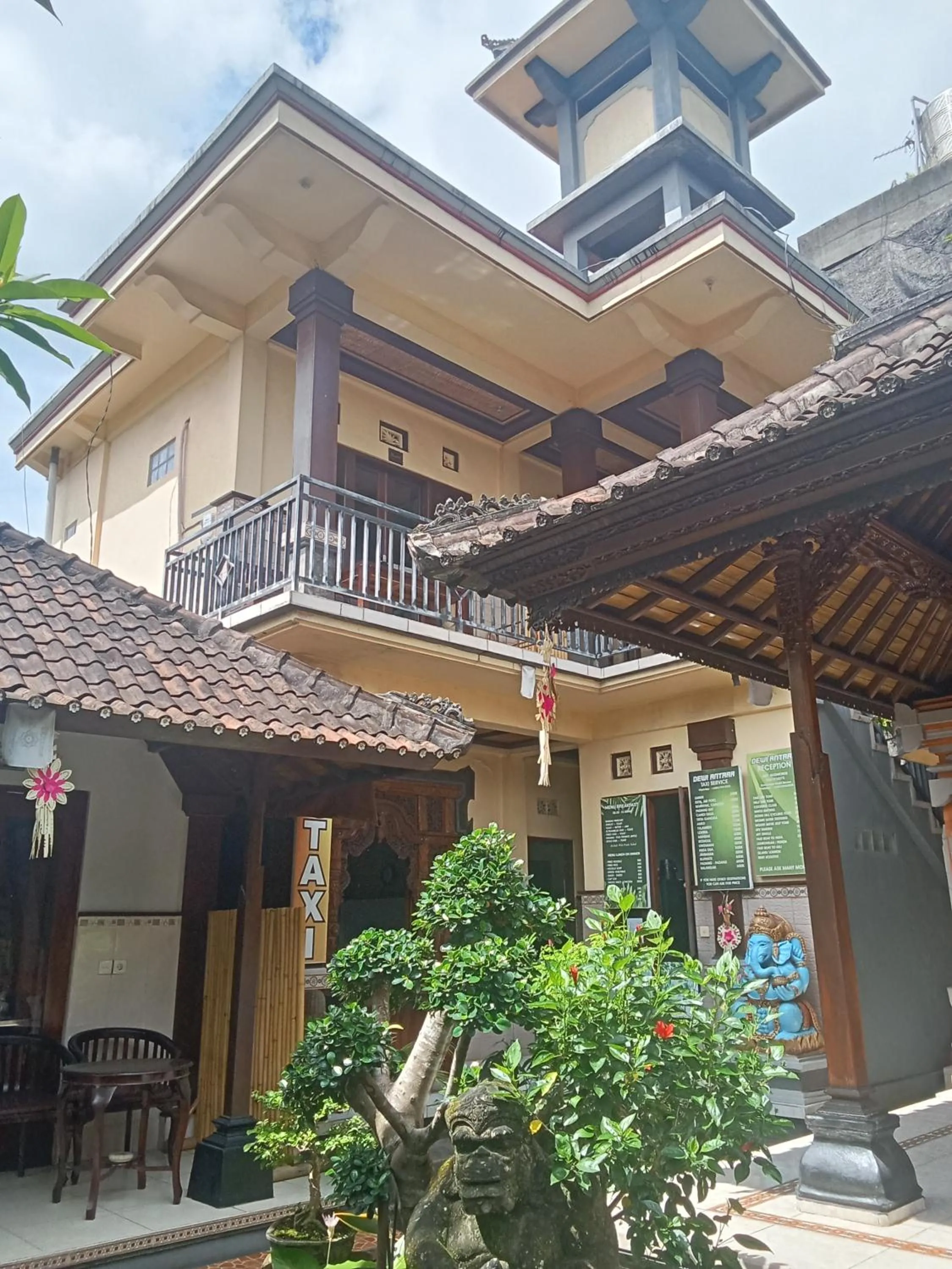 Dewi Antara Homestay