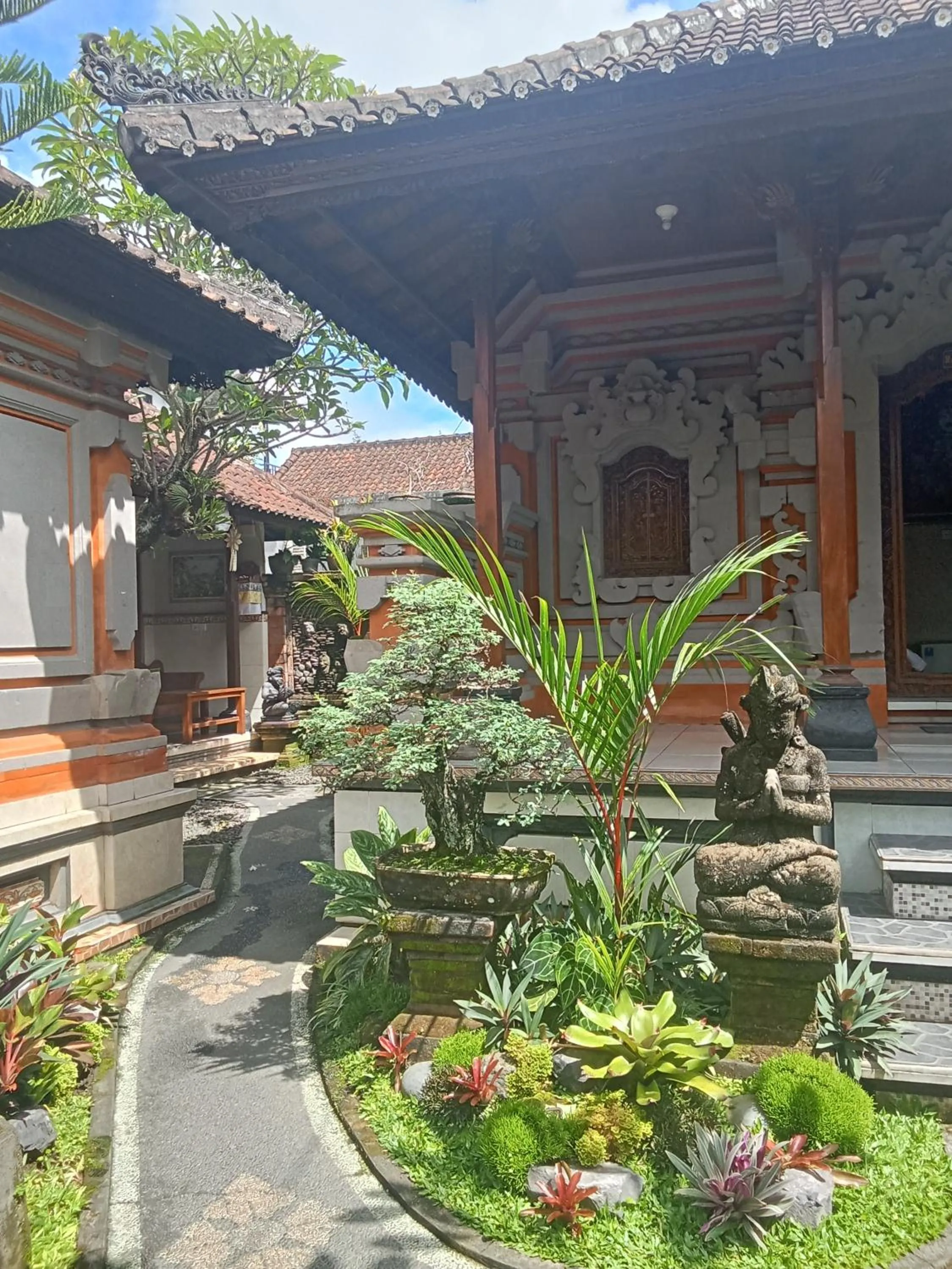 Dewi Antara Homestay