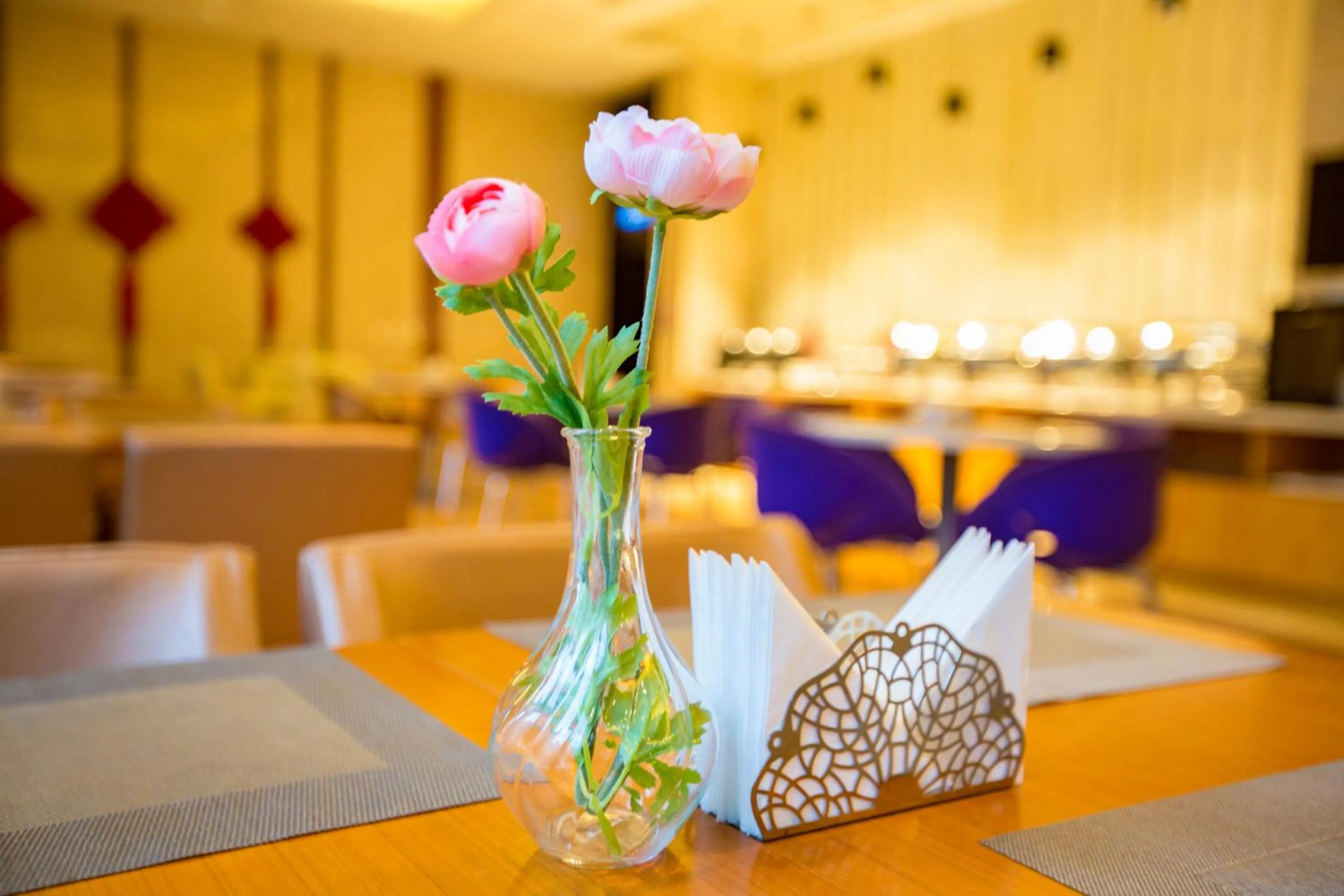 Restaurant/places to eat in Metropolo Shenyang Wanda Plaza-Beiyi Road