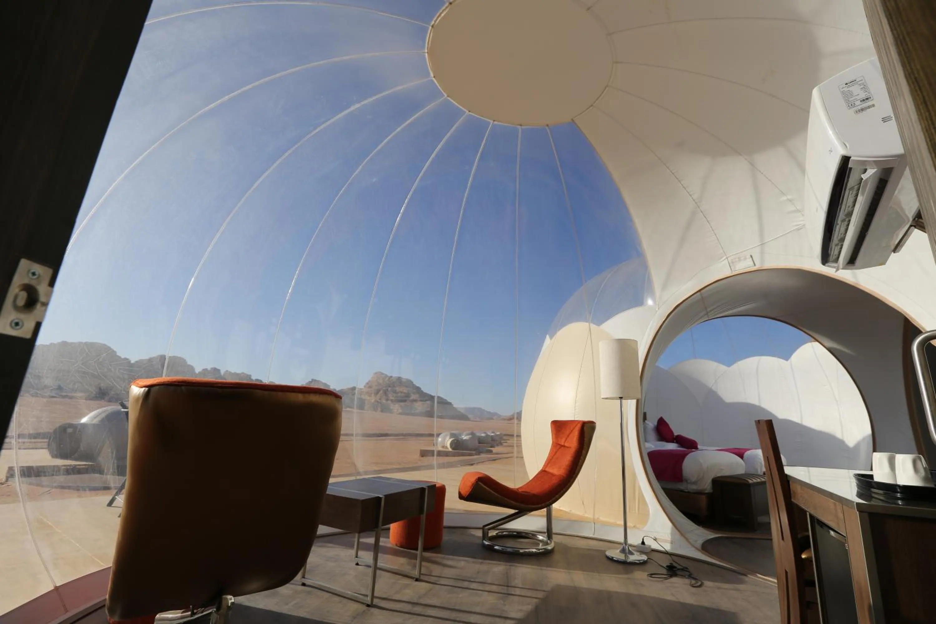 Photo of the whole room in Wadi Rum Bubble Luxotel