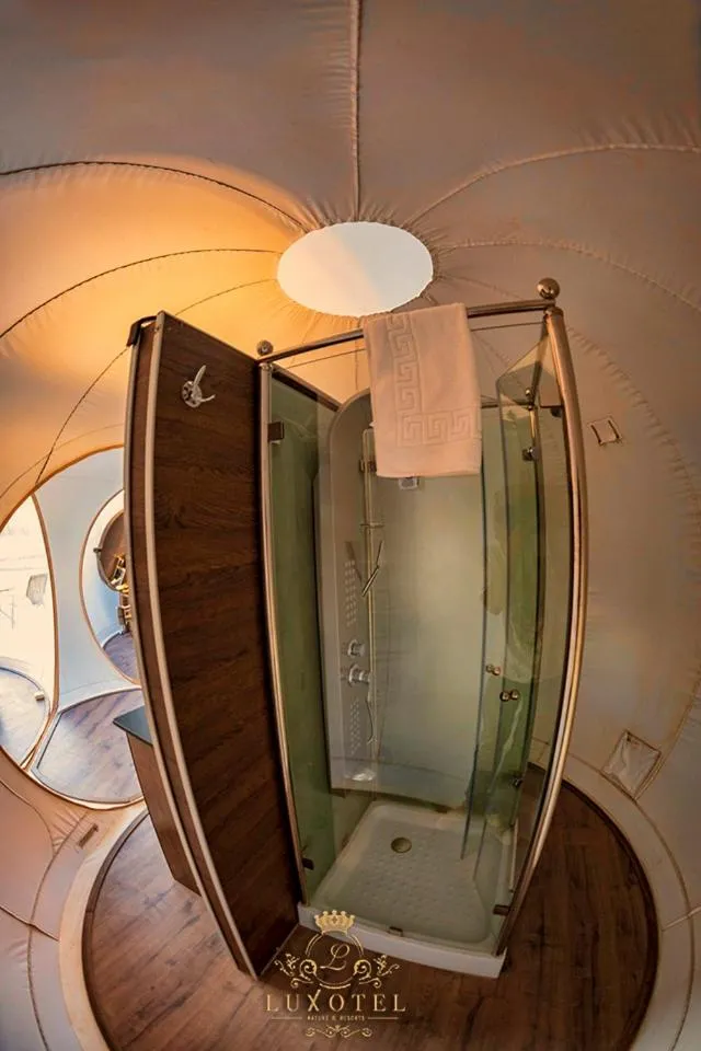 Bathroom in Wadi Rum Bubble Luxotel