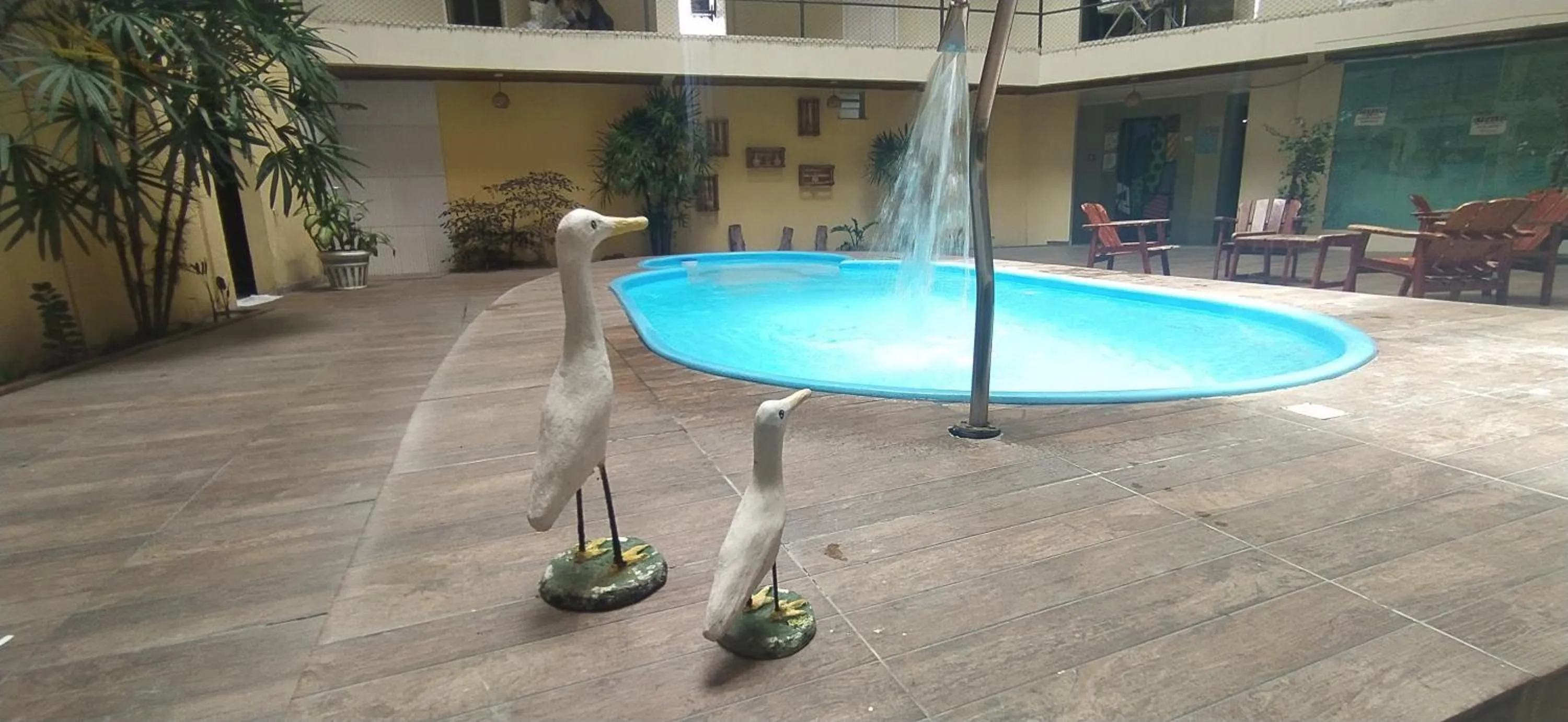 Swimming pool in Hotel Aracaju Express