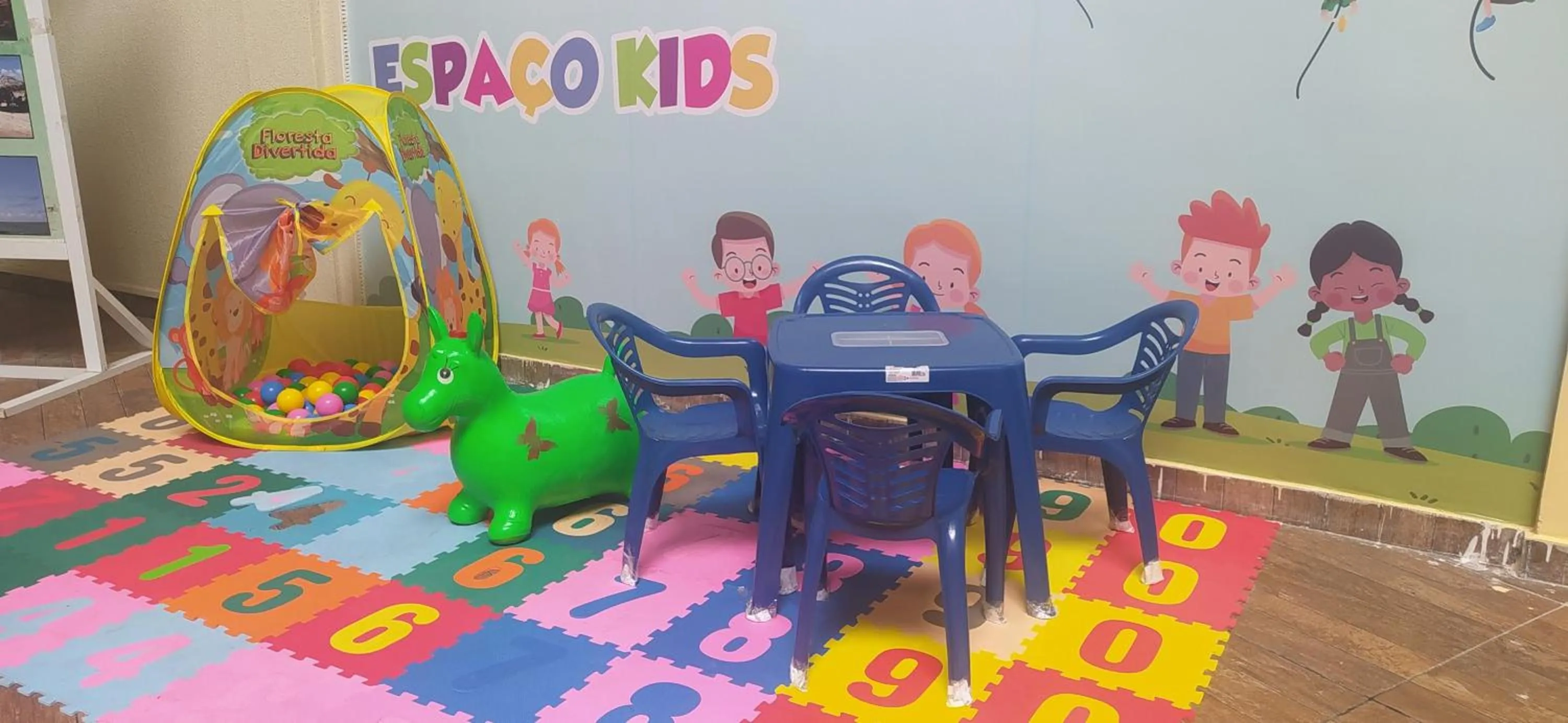 children in Hotel Aracaju Express