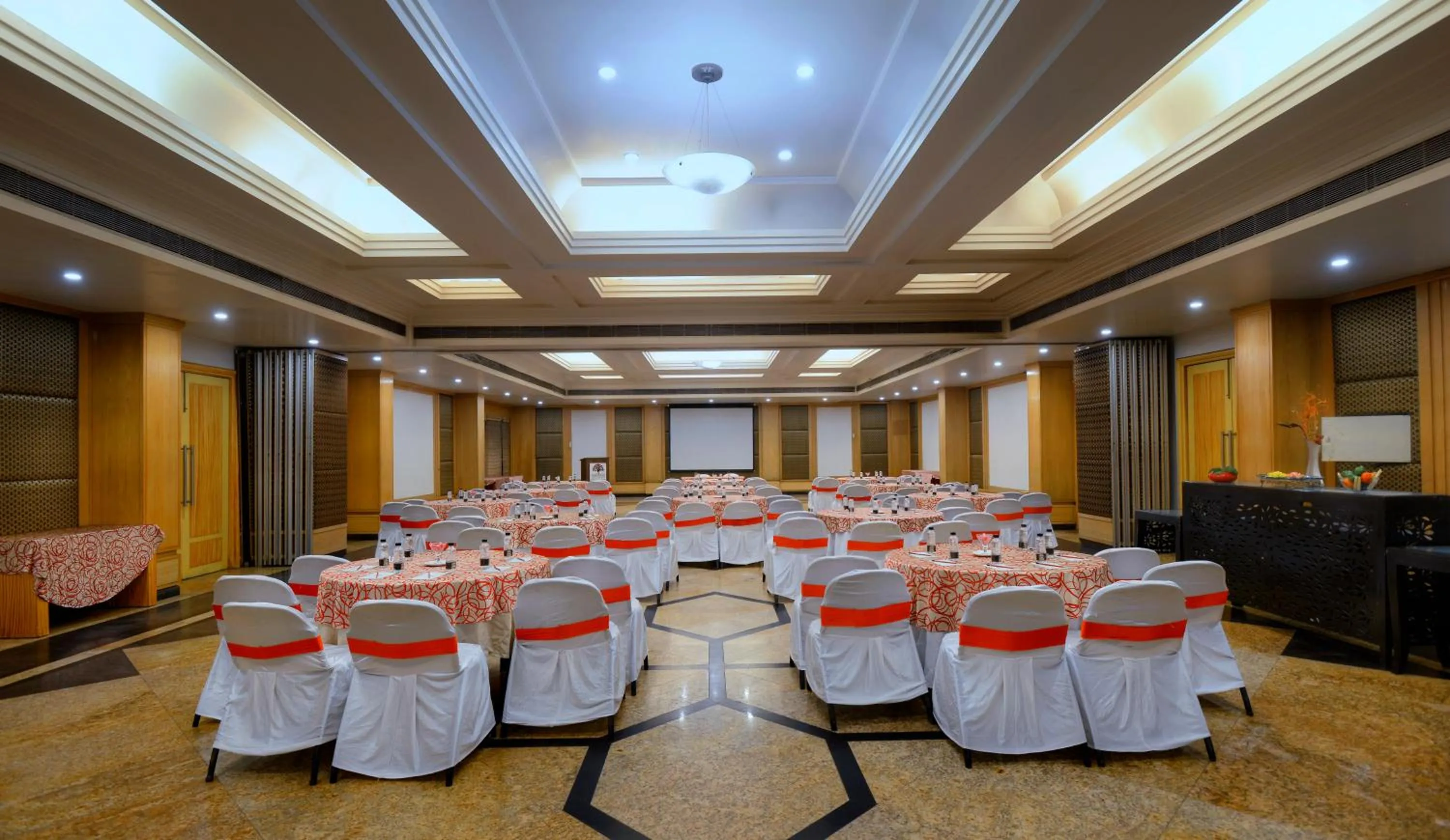 Banquet/Function facilities in TreeHouse Hotel Club & Spa