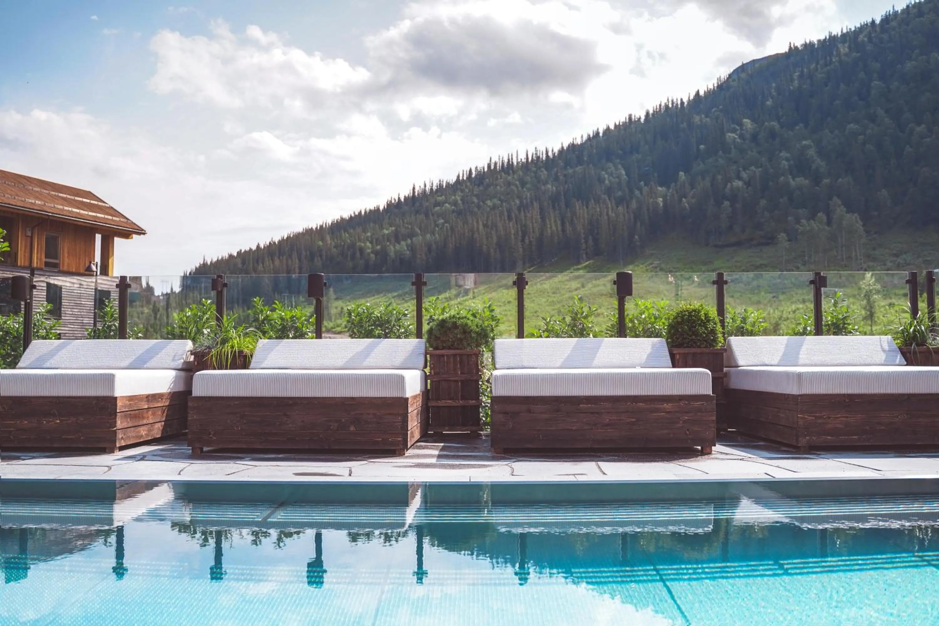 Swimming pool in Fýri Resort