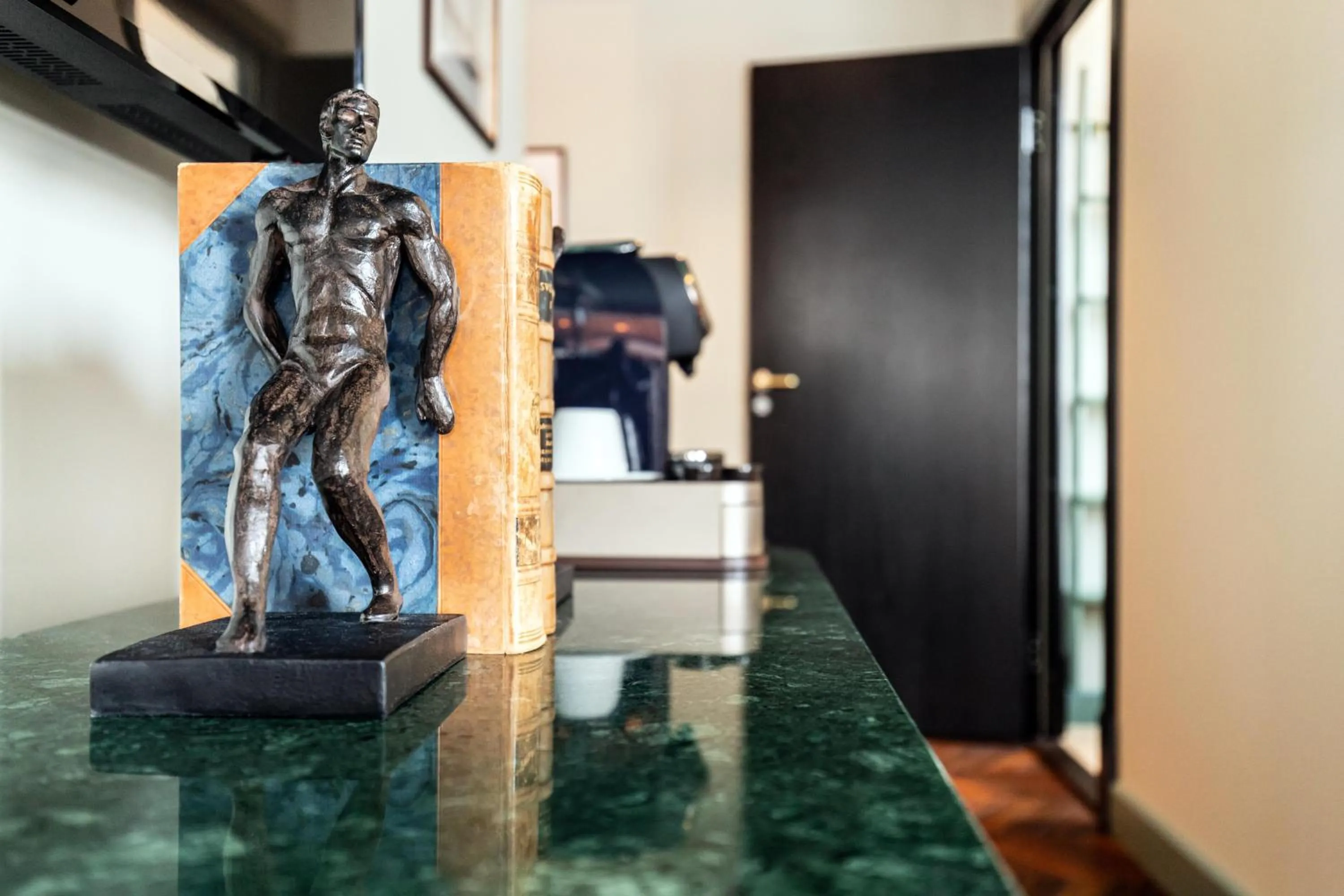 Photo of the whole room in Fýri Resort