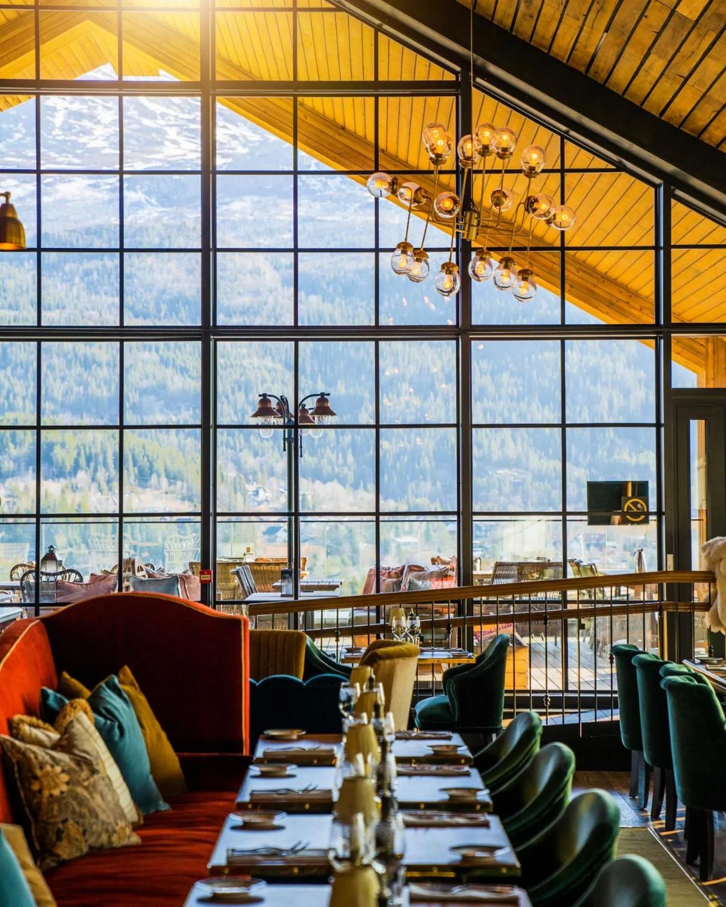 Restaurant/places to eat in Fýri Resort