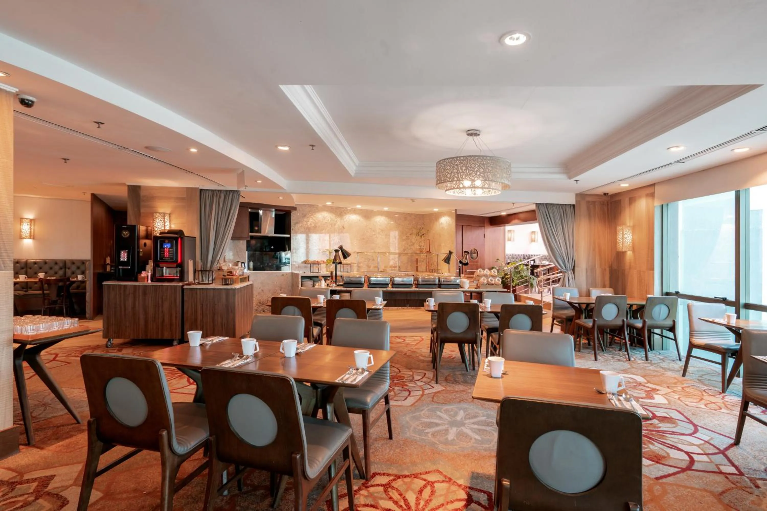 Restaurant/places to eat in Hilton Porto Alegre, Brazil