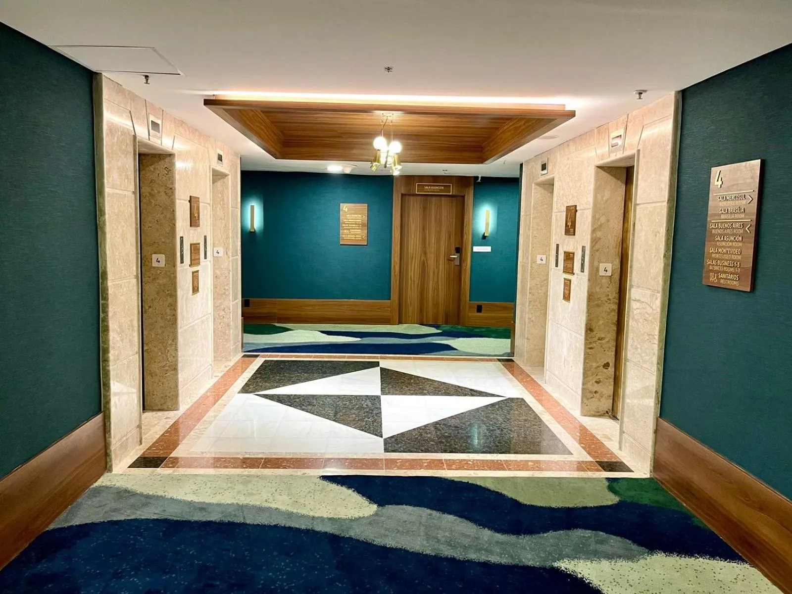 Meeting/conference room in Hilton Porto Alegre, Brazil