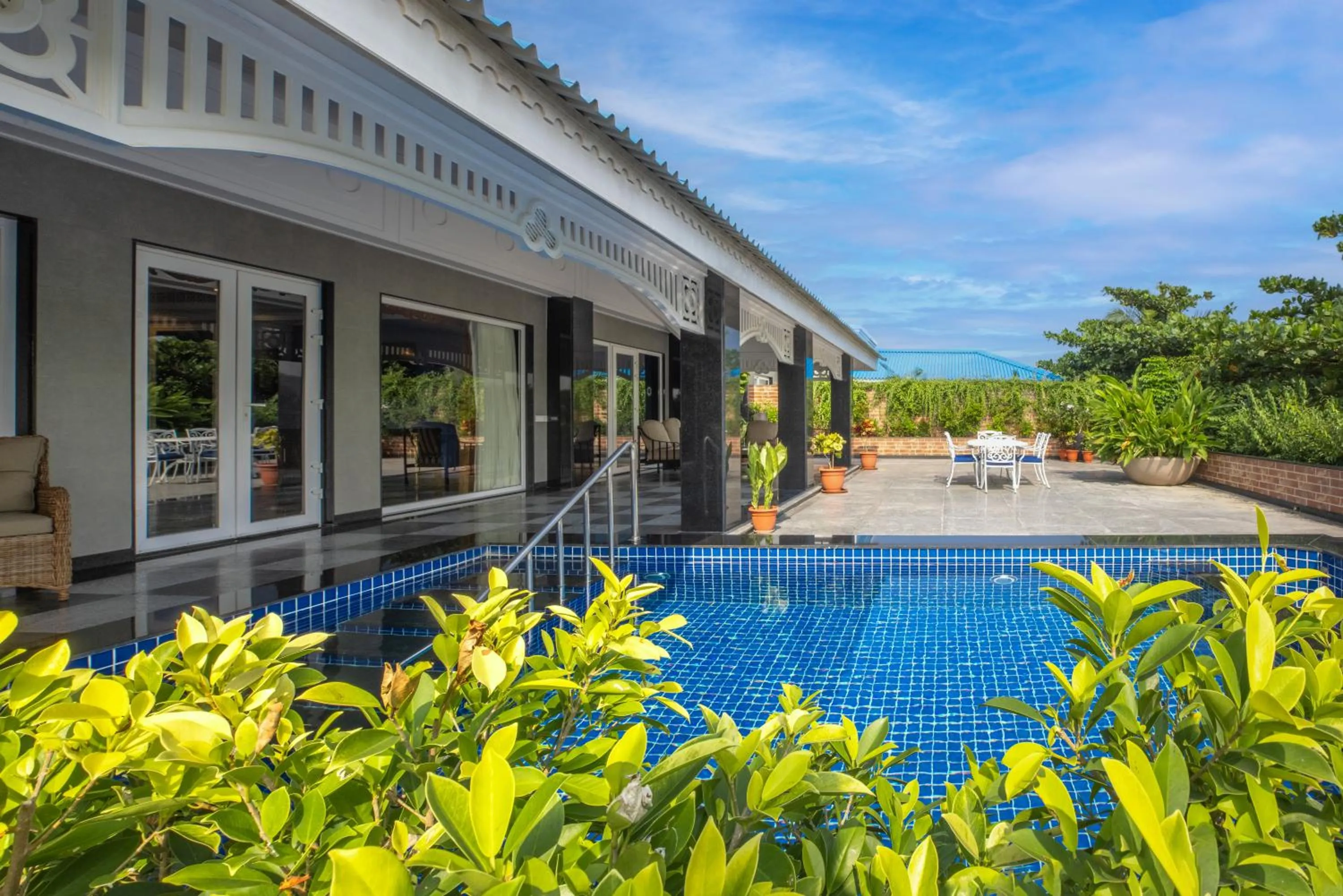 Swimming pool in Mayfair Palm Beach Resort