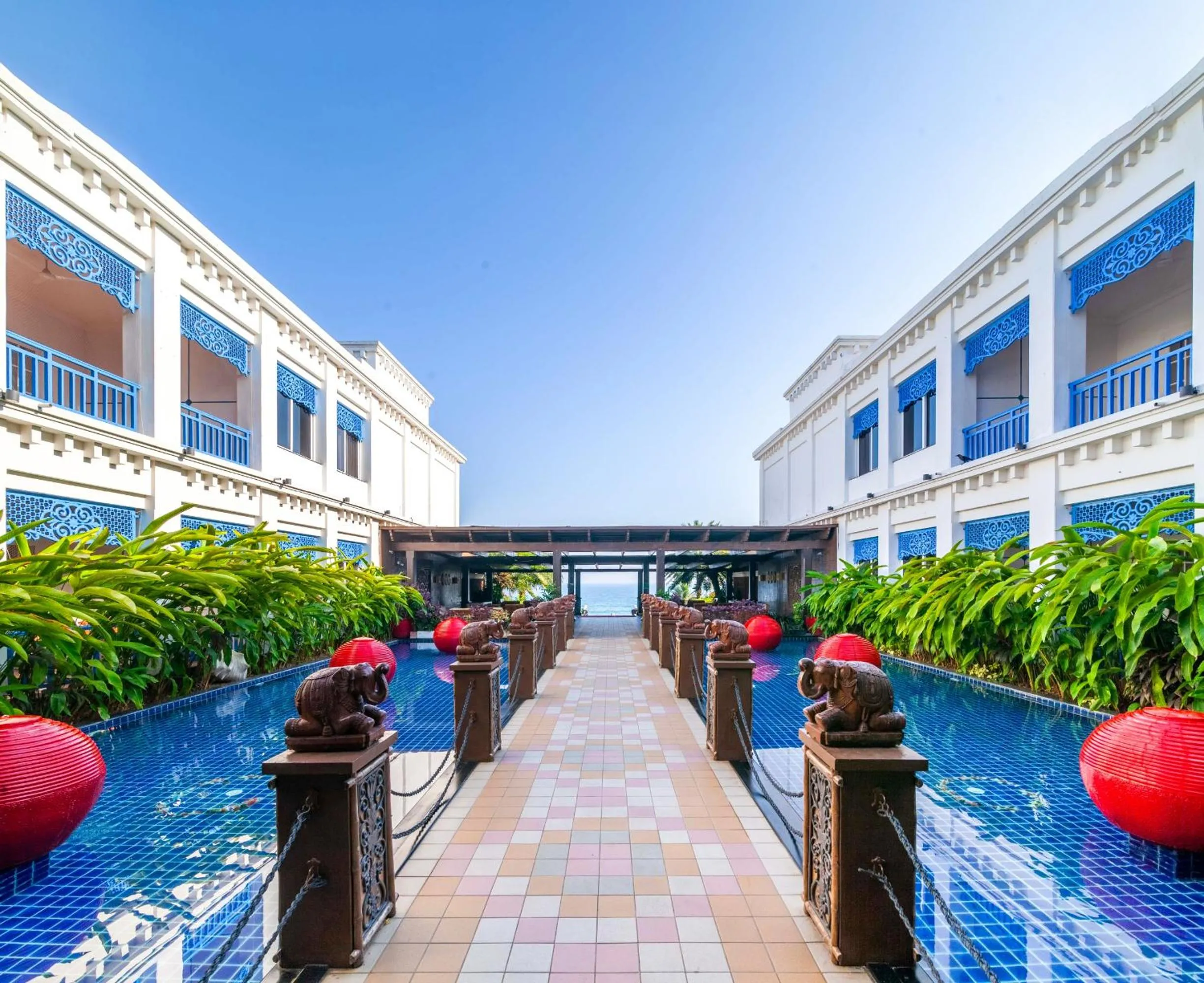 Mayfair Palm Beach Resort