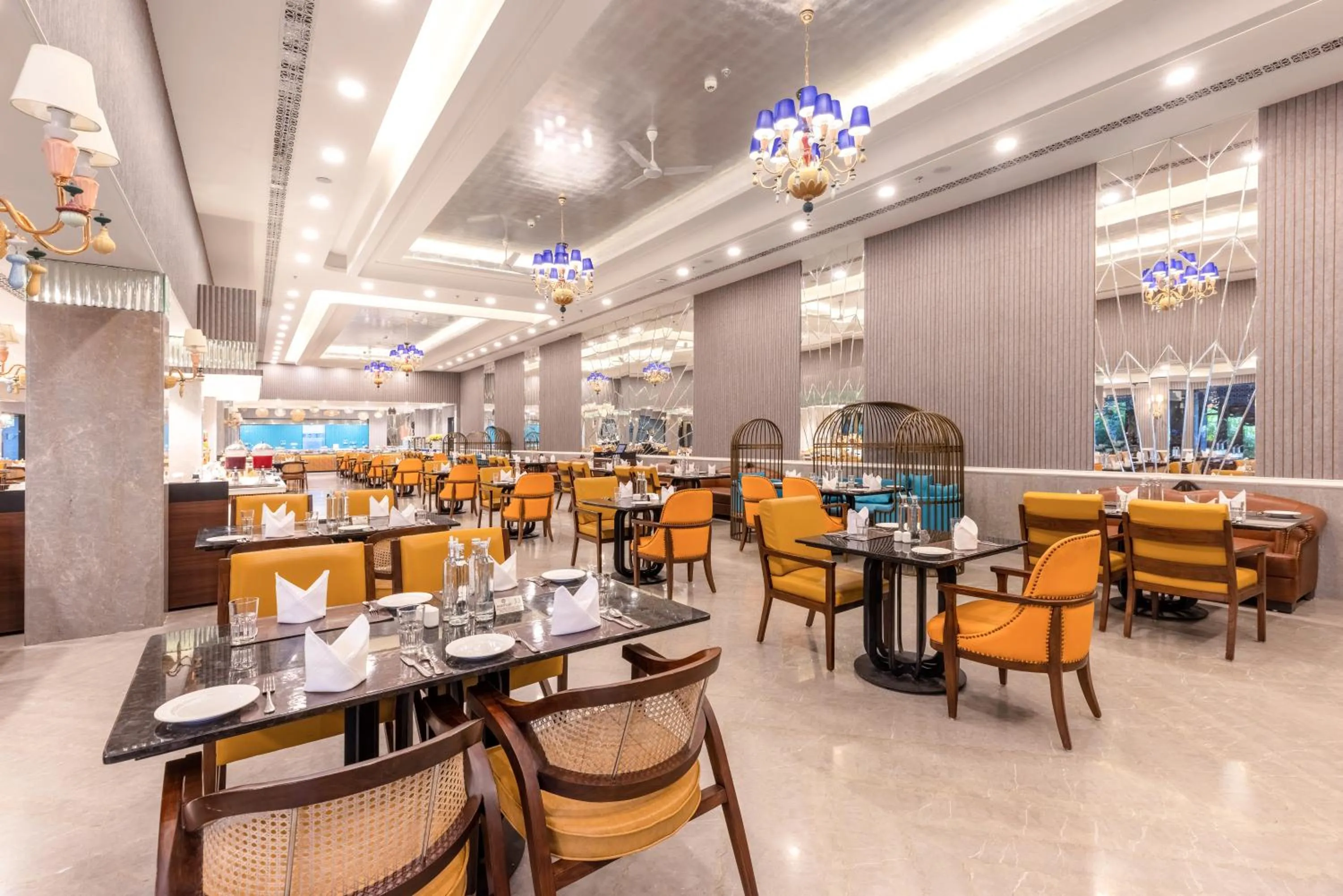 Restaurant/places to eat in Mayfair Palm Beach Resort