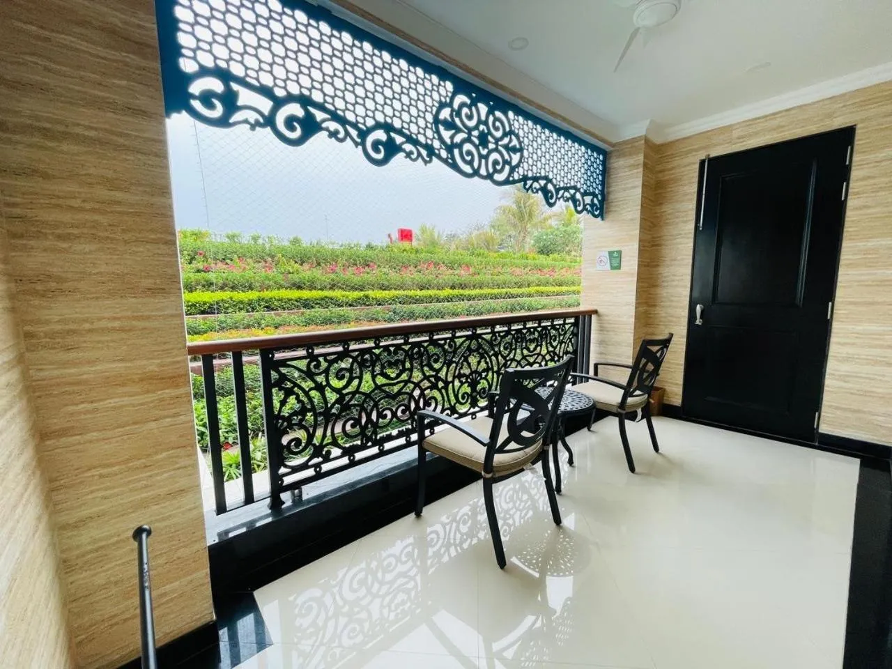 Balcony/Terrace in Mayfair Palm Beach Resort