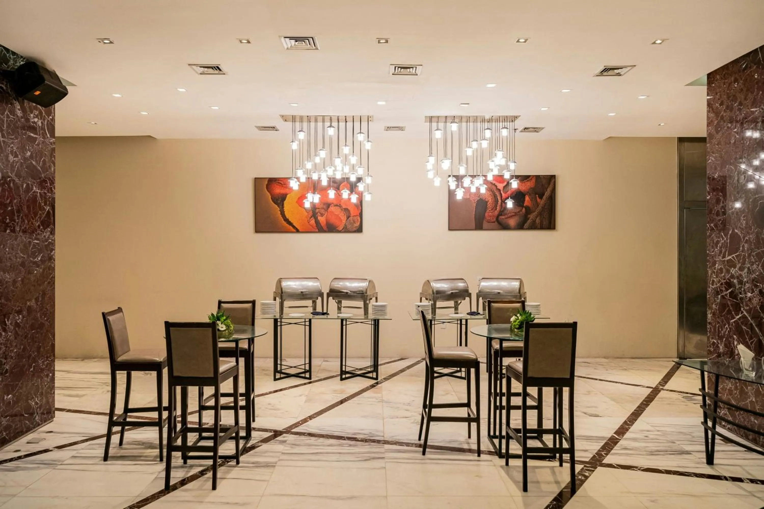 Lounge or bar in Sheraton Grand Rio Hotel & Resort