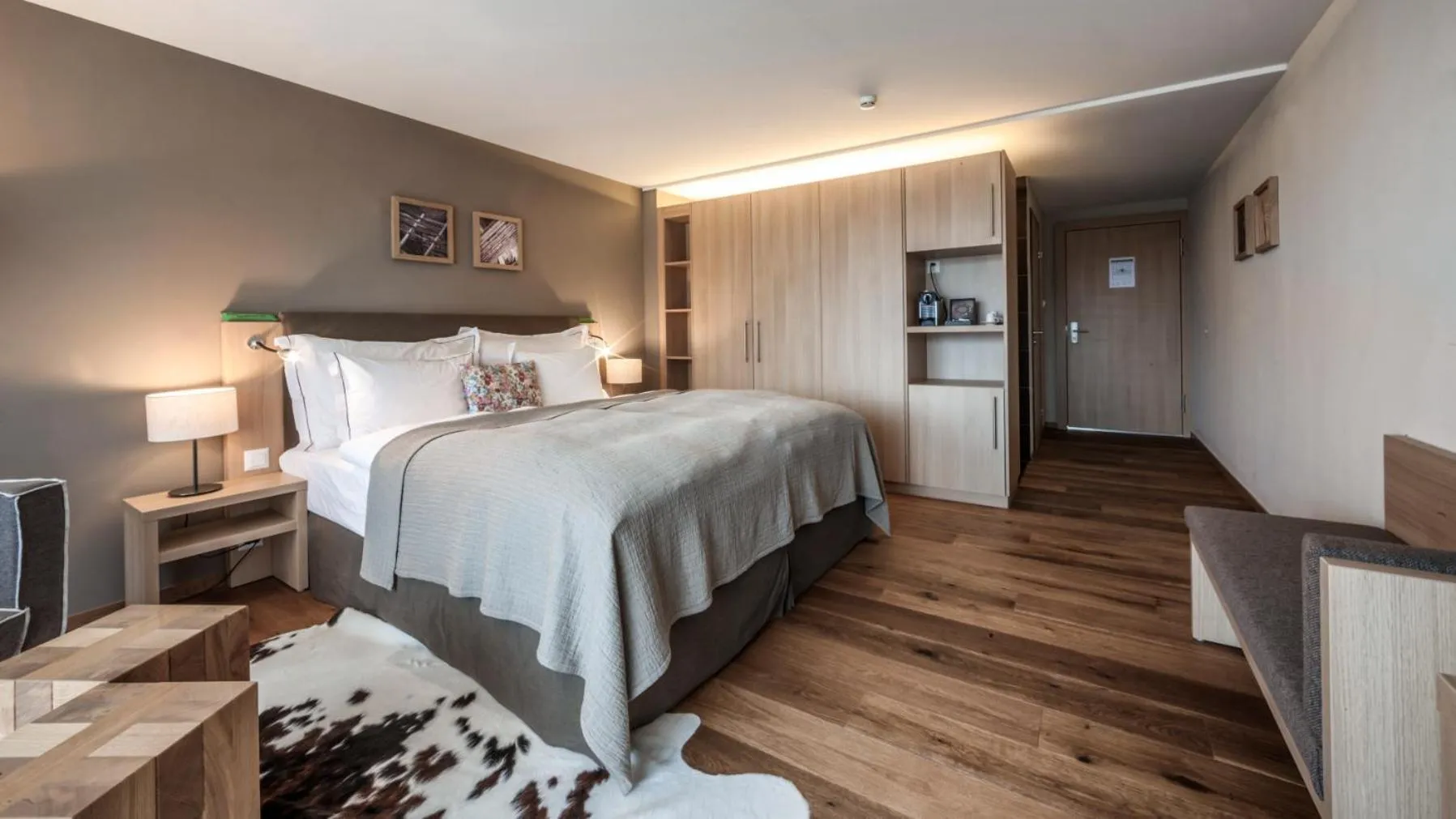 Bedroom, Bed in Valbella Resort