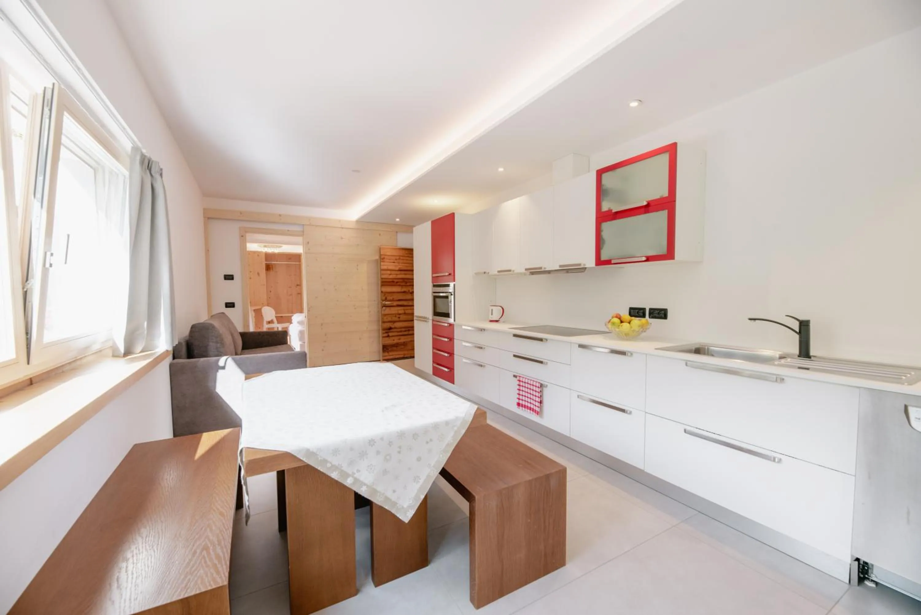 Kitchen or kitchenette in Garnì Aurora Bed and Breakfast