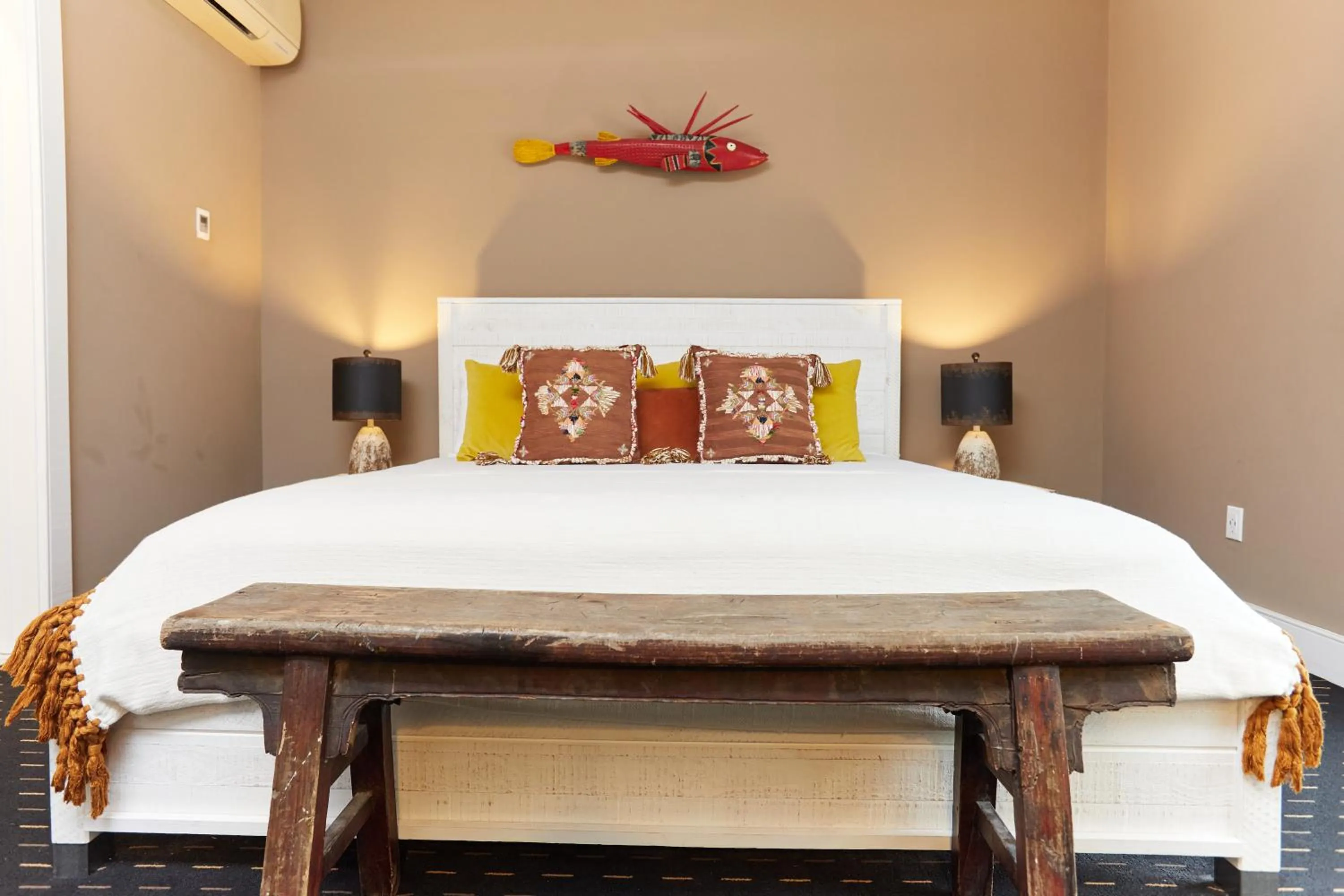 Photo of the whole room, Bed in Shelter Harbor Inn