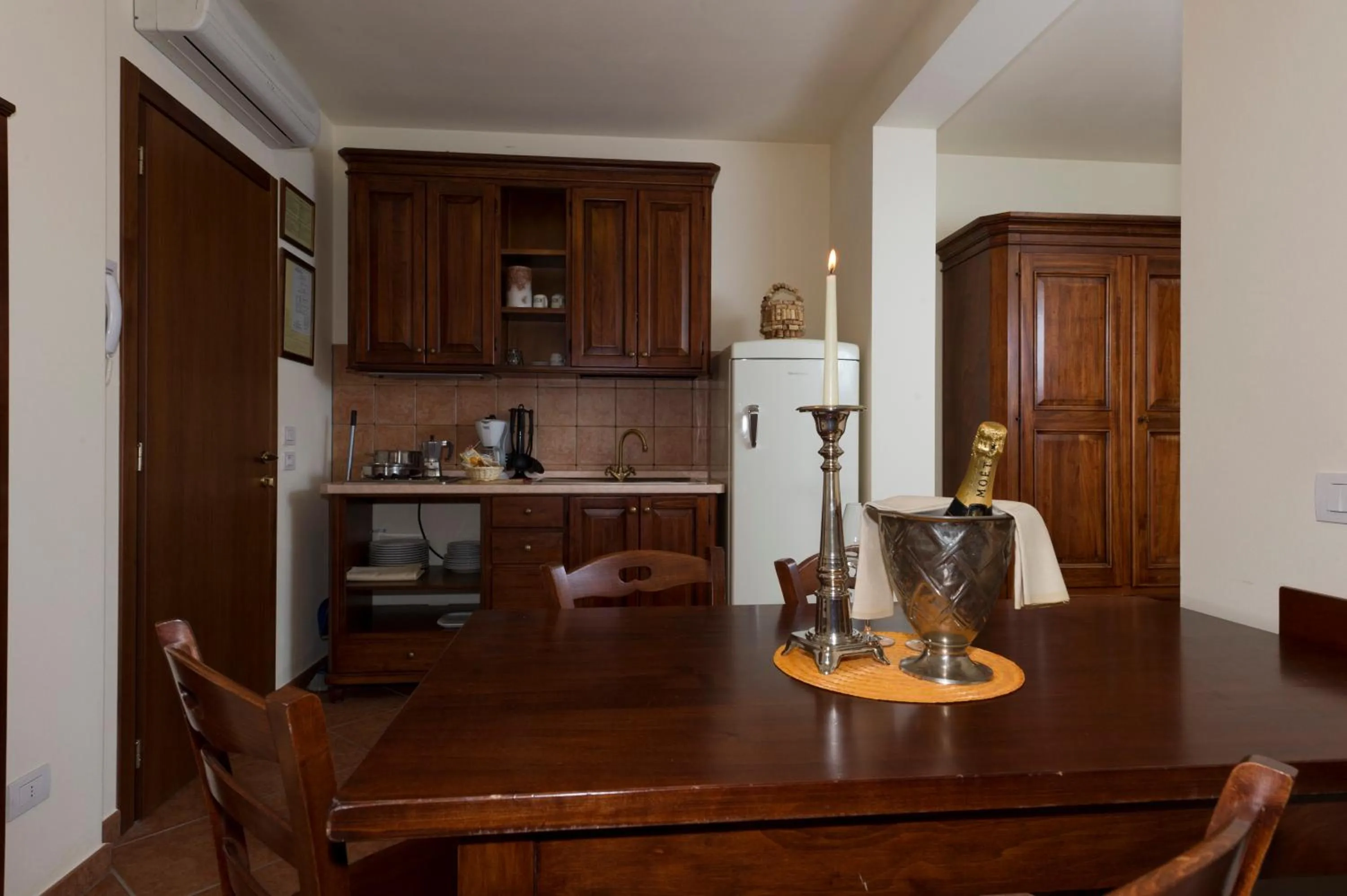 Dining area in Locanda Ristorante al Cardellino