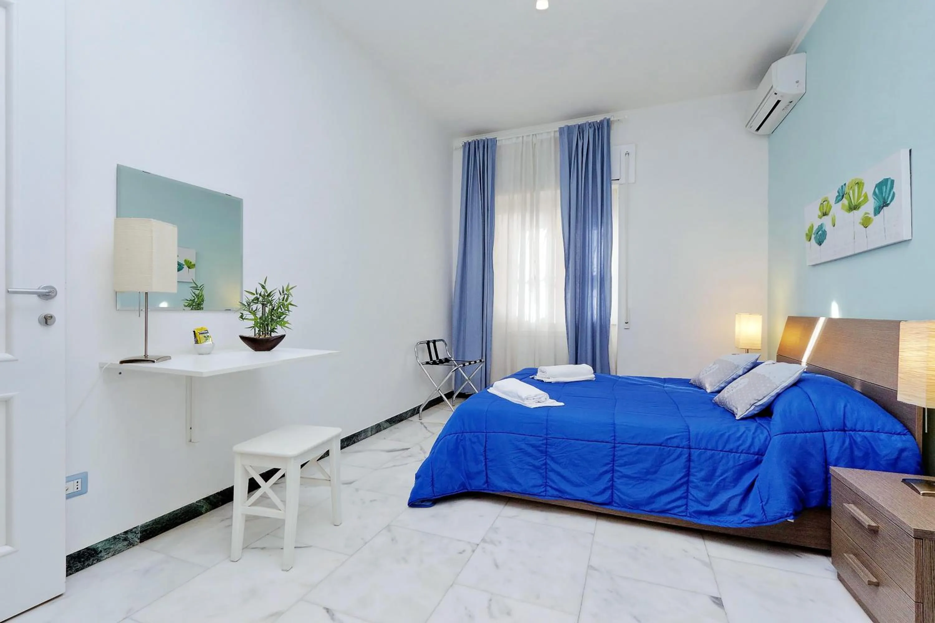 Bedroom, Bed in I Pini di Roma - Rooms & Suites