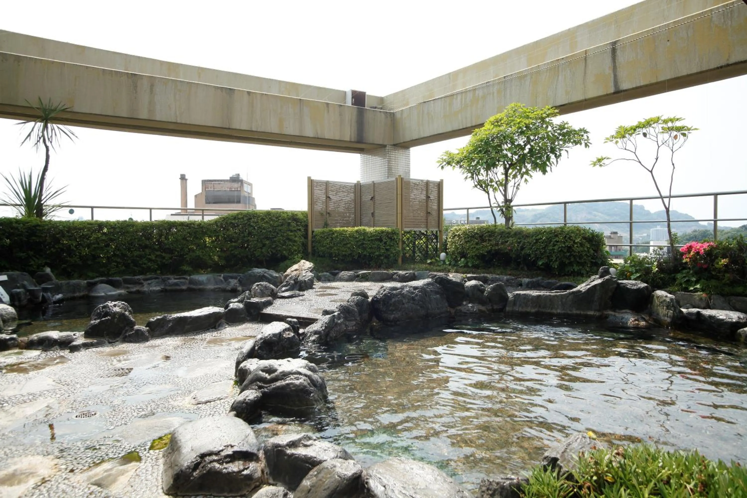Hot Spring Bath in Hanayuzuki