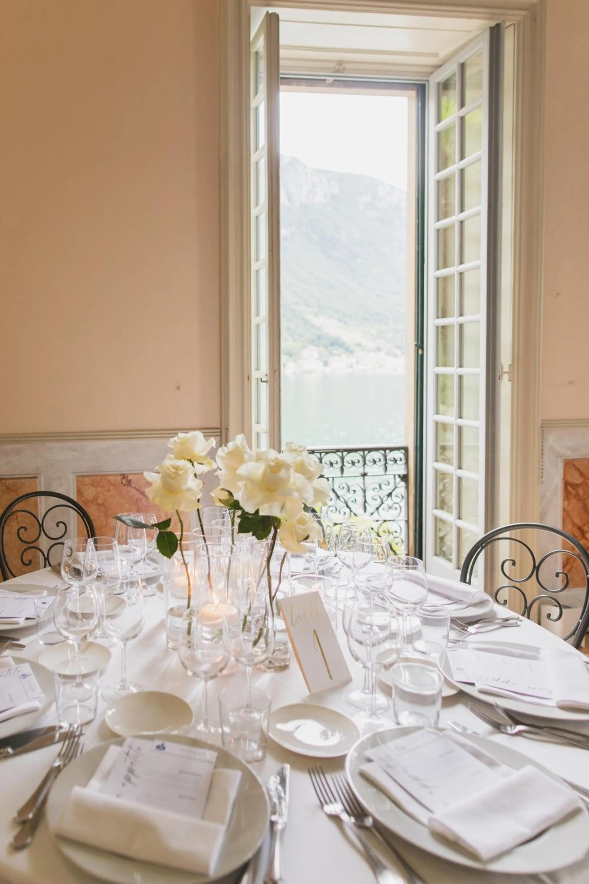 Food and drinks in Hotel Villa Cipressi, by R Collection Hotels