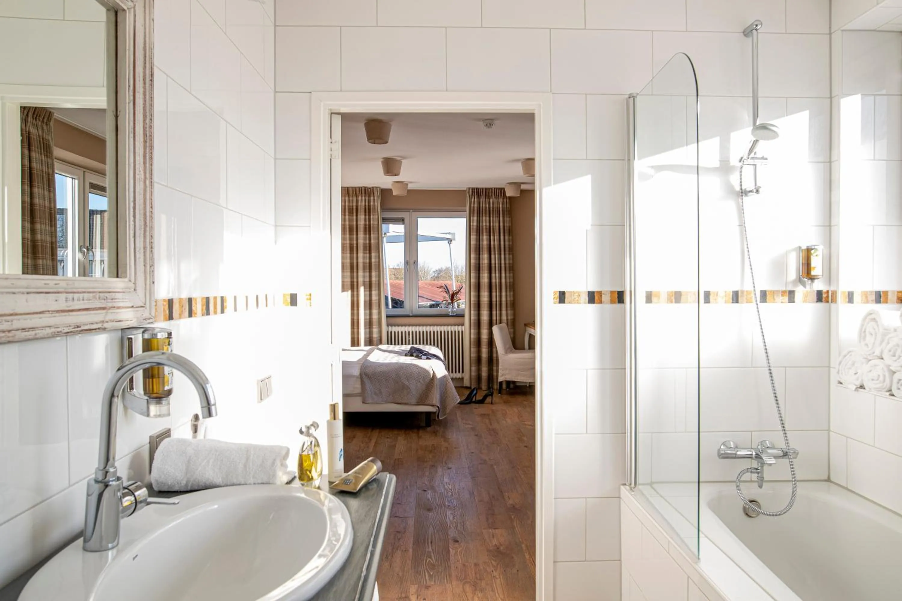 Bathroom, Bed in Schippershuis Terherne