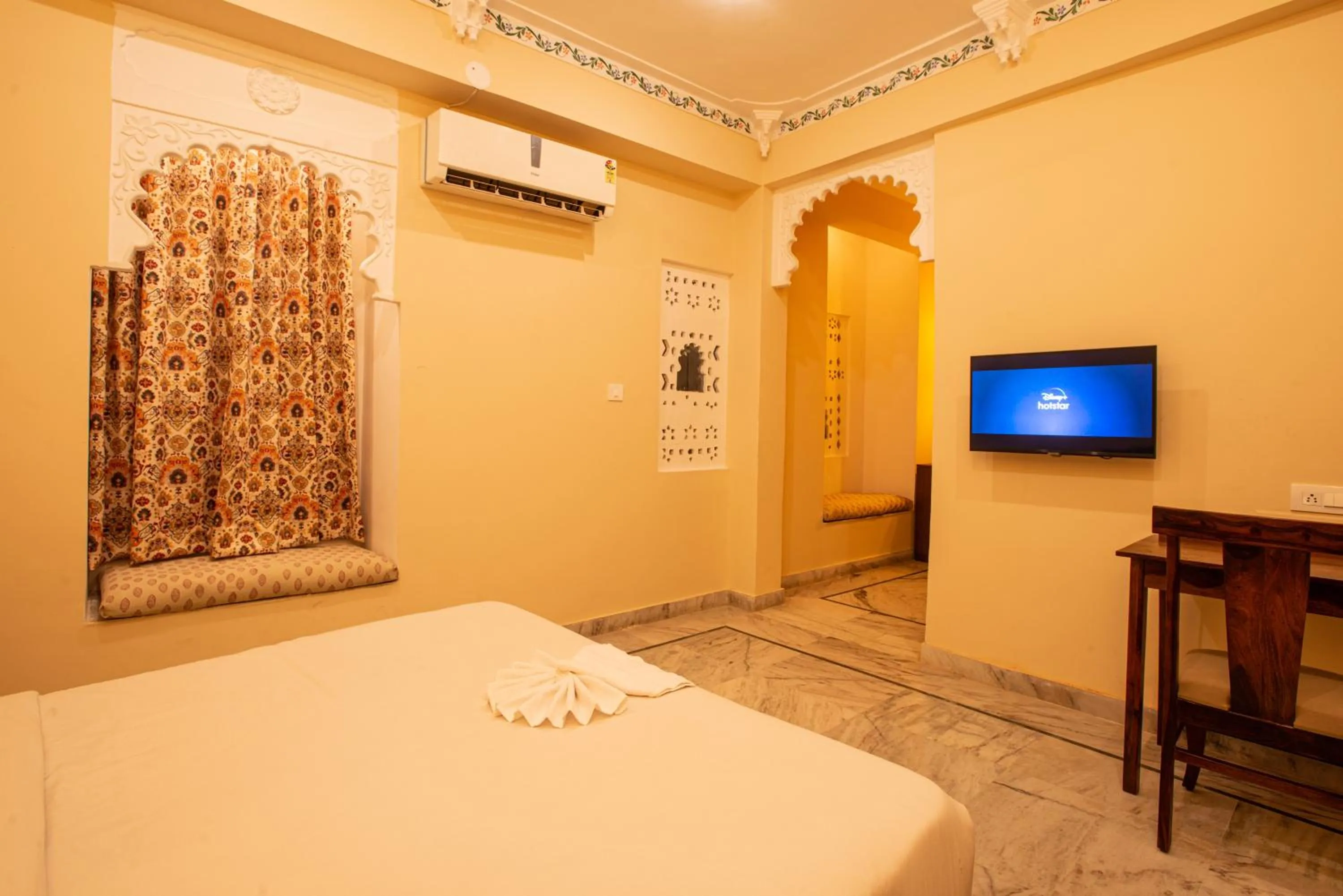 Bed in Hostel Mantra