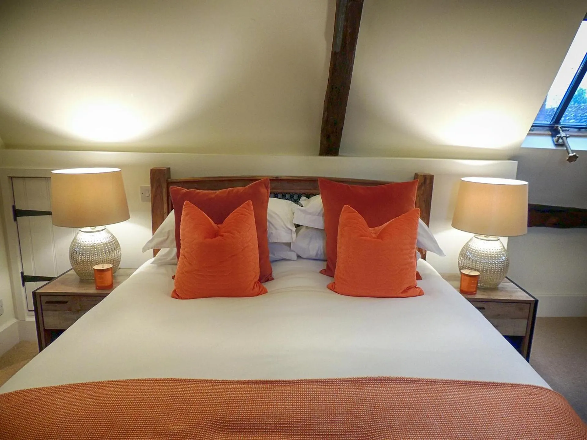 Bedroom, Bed in Century House