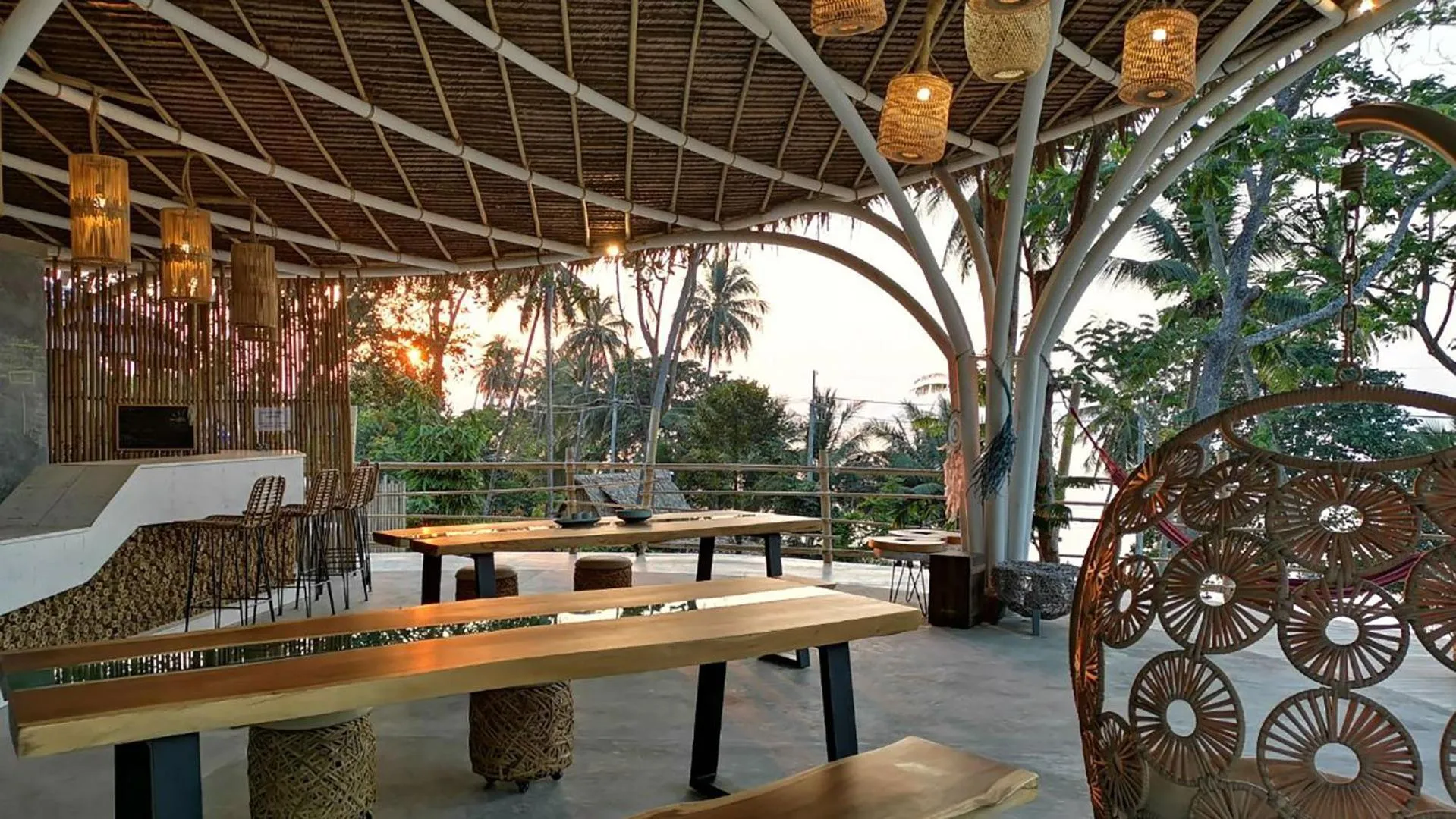 Restaurant/places to eat in Jaiyen Boutique Resort