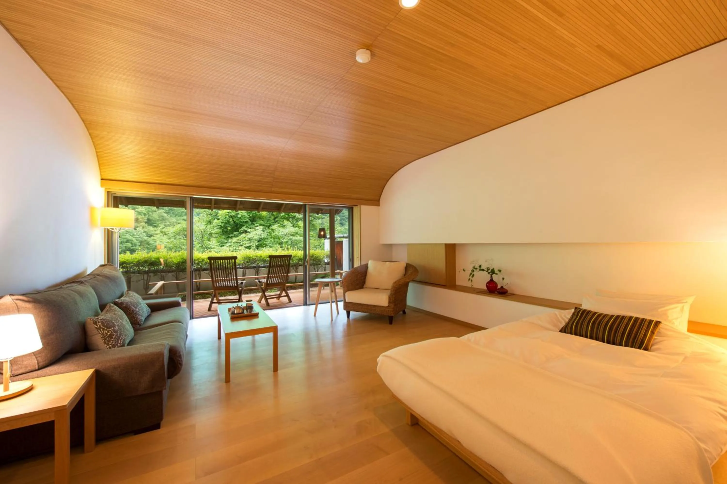 Balcony/Terrace, Bed in Fujiiso
